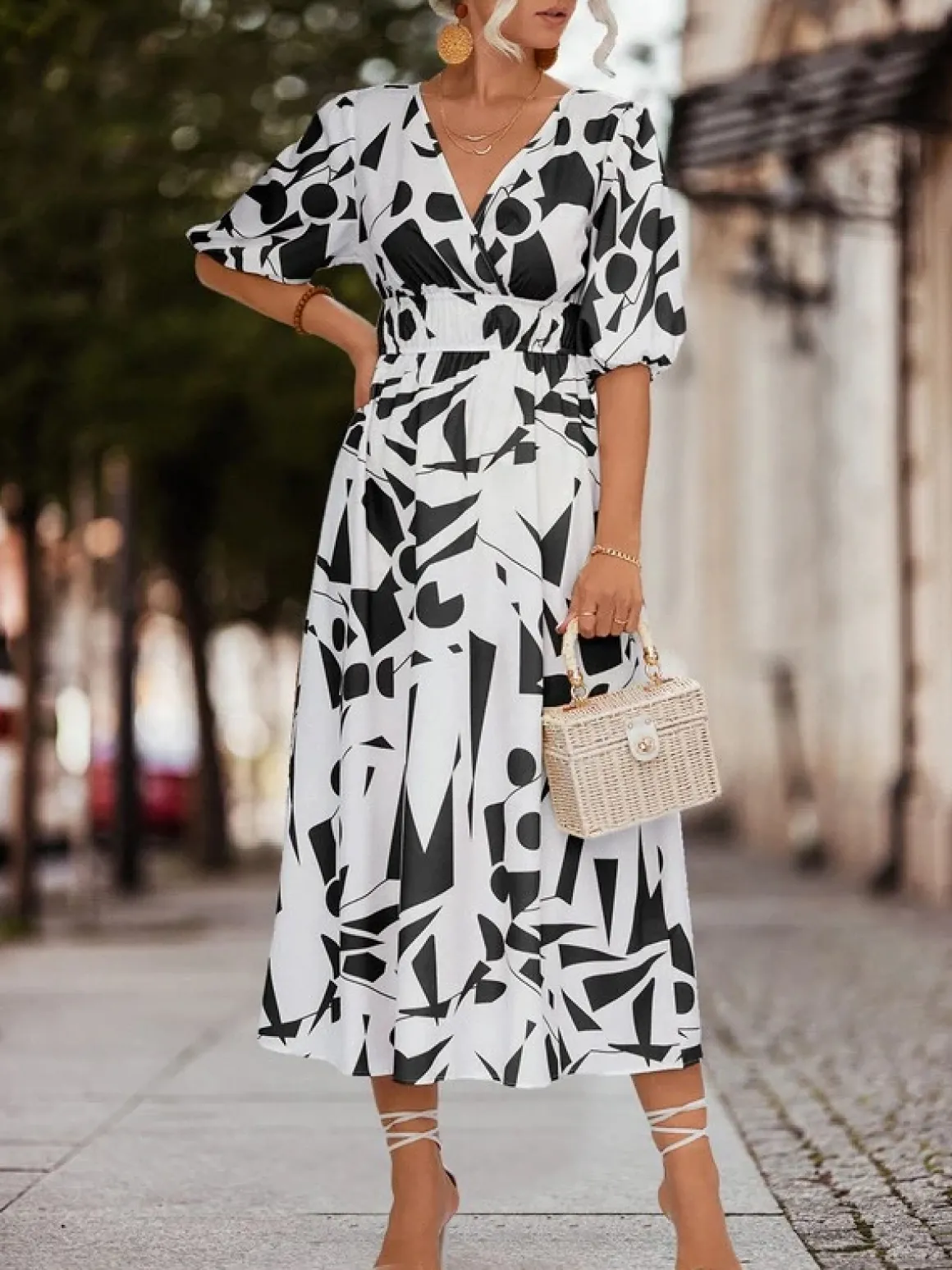 abstract_printed_womens_d_6.webp Abstract Printed Womens Dress *Online Only*