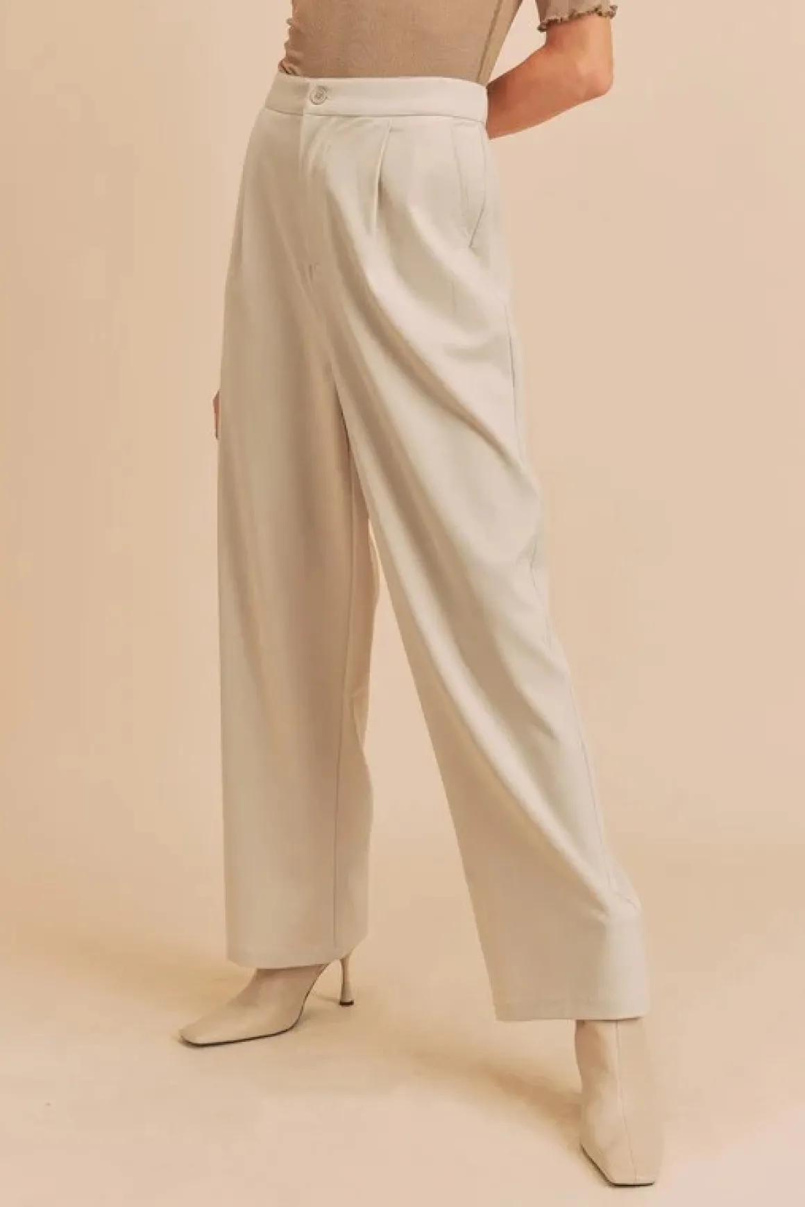 aemi_tesia_pants_online_o_3.webp Aemi Tesia Pants *Online Only*