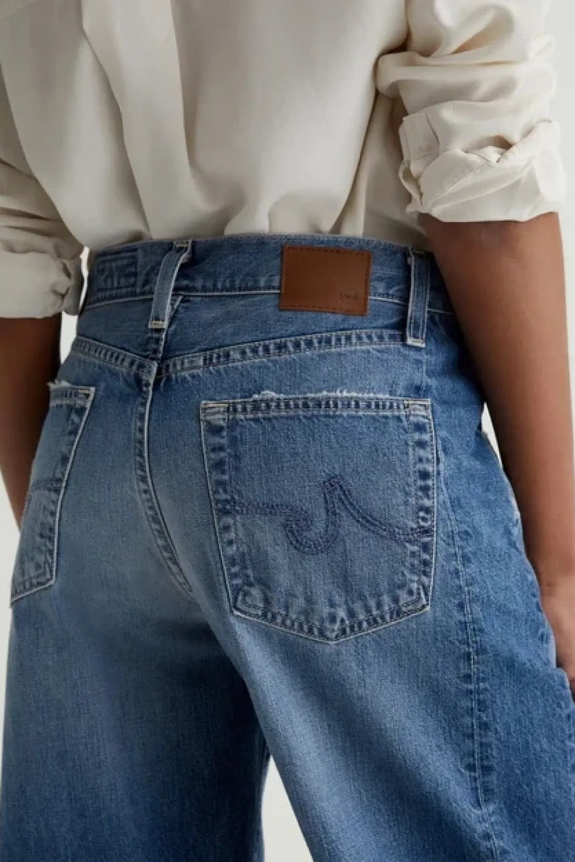 ag_denim_hattie_cropped_b_5.webp AG Denim Hattie Cropped Barrel Jeans