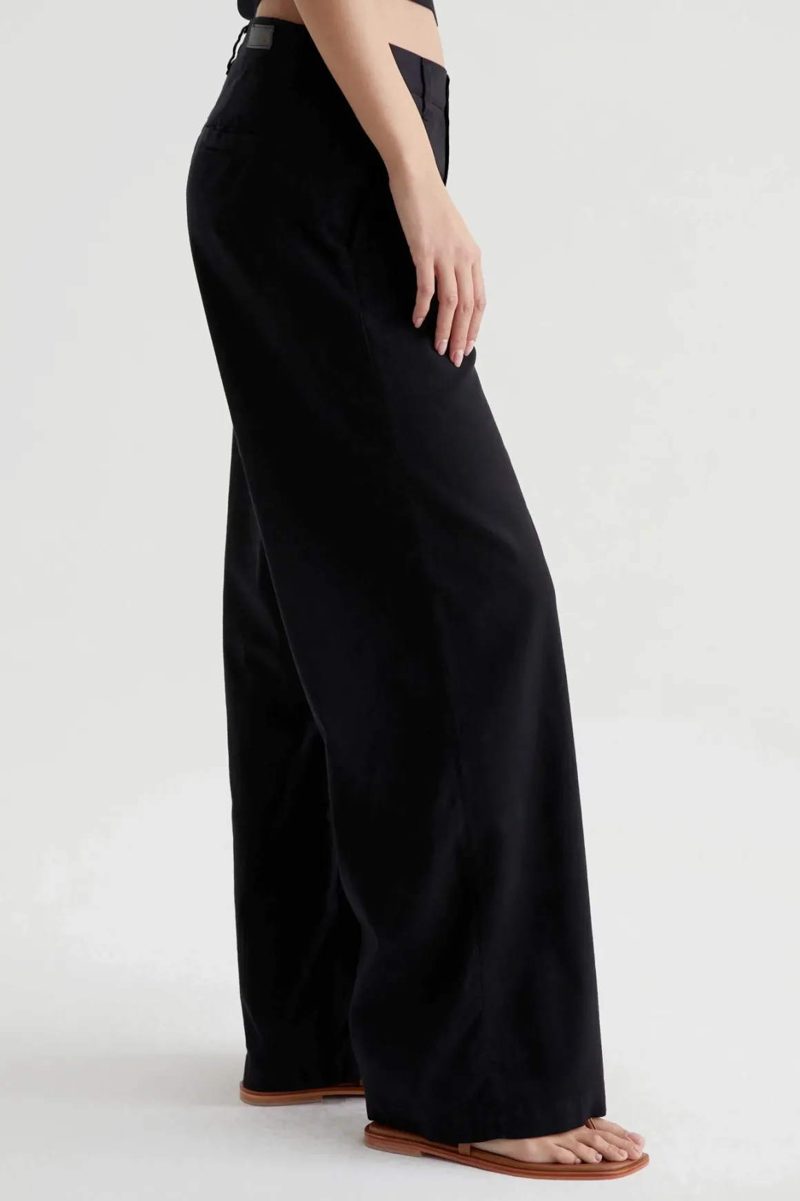 ag_jeans_caden_wide_leg_t_2.webp AG Jeans Caden Wide Leg Trouser