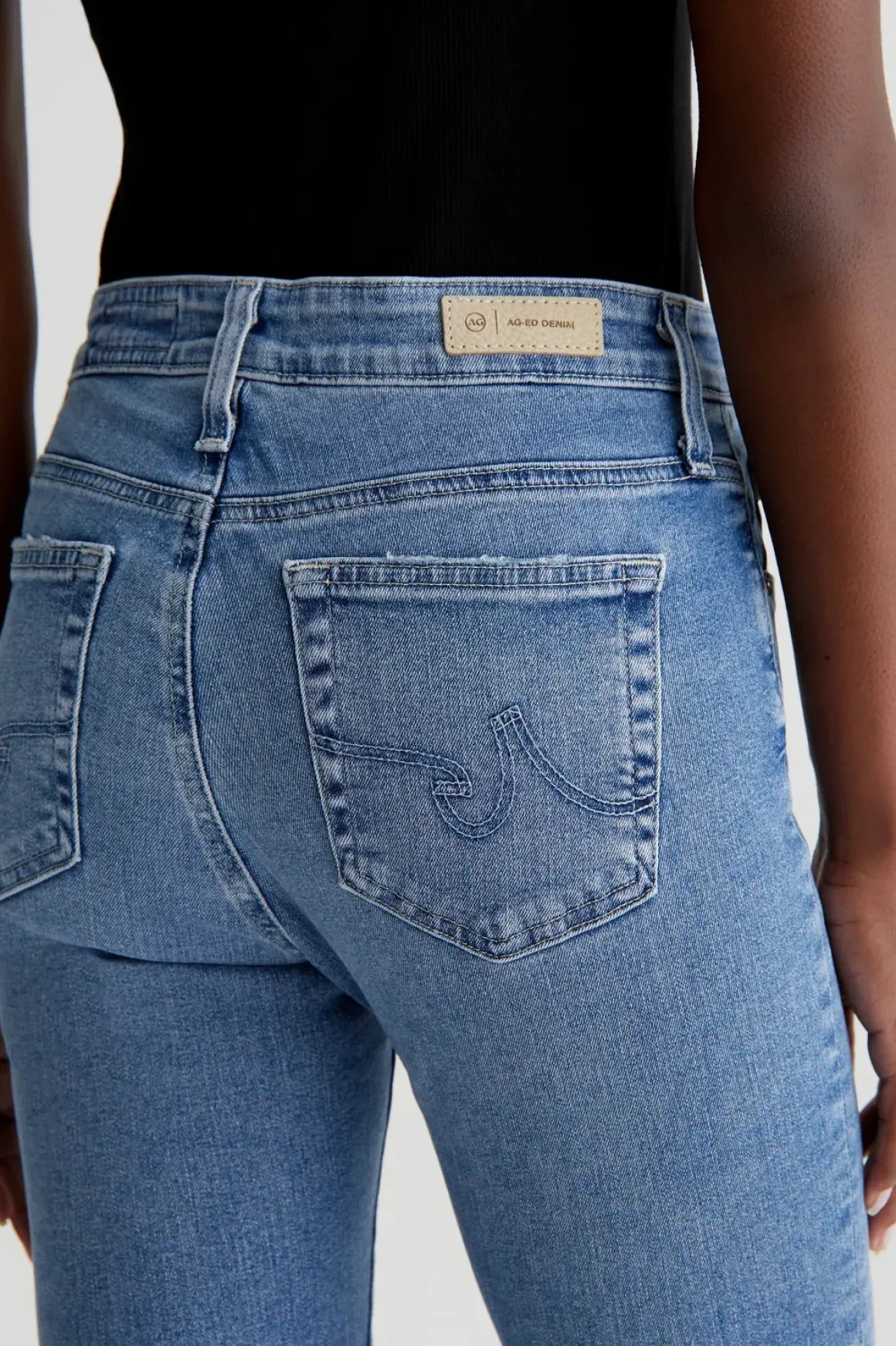 ag_jeans_farrah_boot_crop_4.webp AG Jeans Farrah Boot Crop