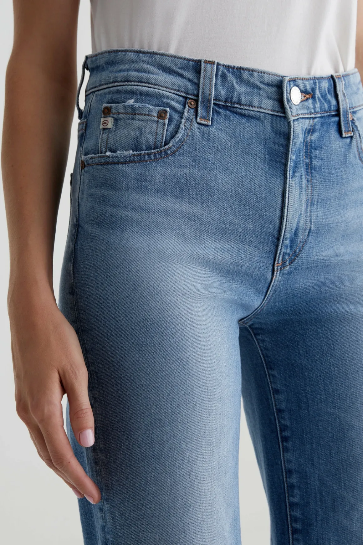 AG Jeans Saige Wide Leg Crop