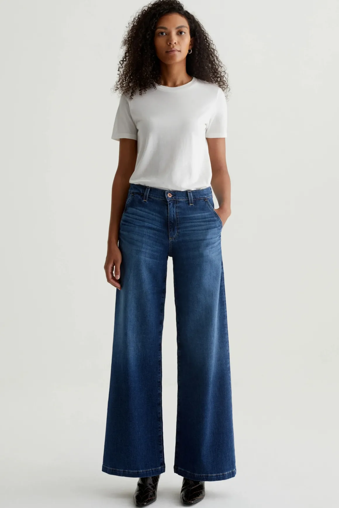 ag_stella_low_slung_palaz_4.webp AG Stella Low Slung Palazzo Jeans