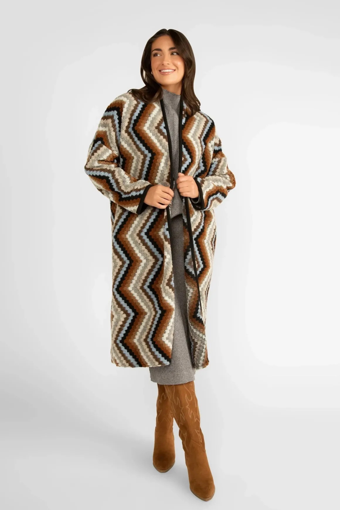 astrid_coachella_coat_2.webp Astrid Coachella Coat
