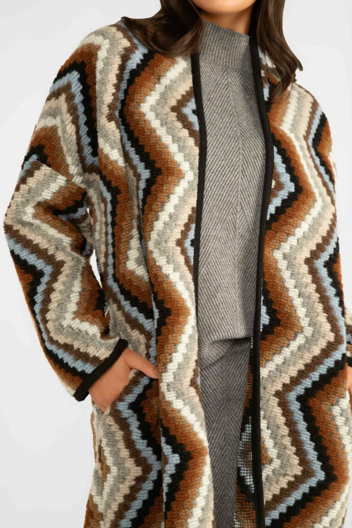astrid_coachella_coat_4.webp Astrid Coachella Coat