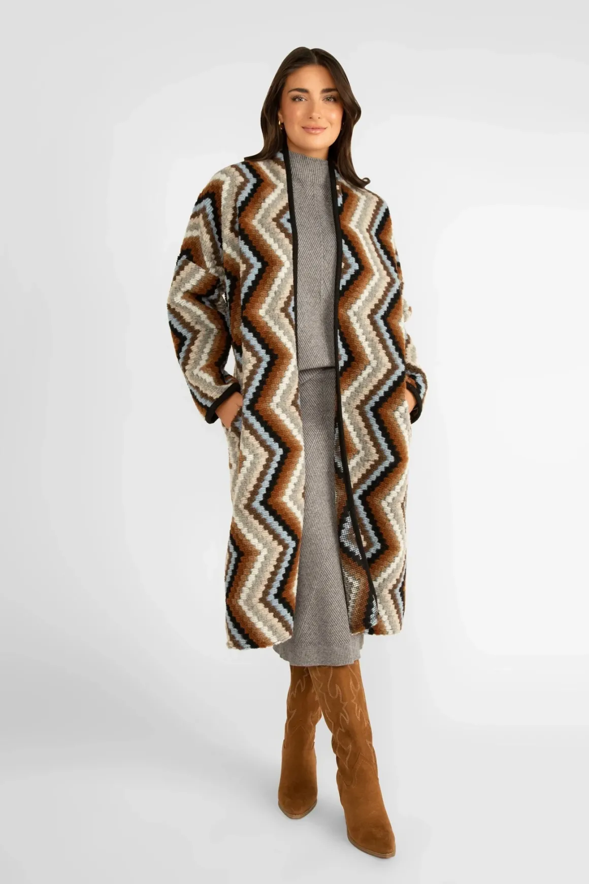 astrid_coachella_coat_5.webp Astrid Coachella Coat