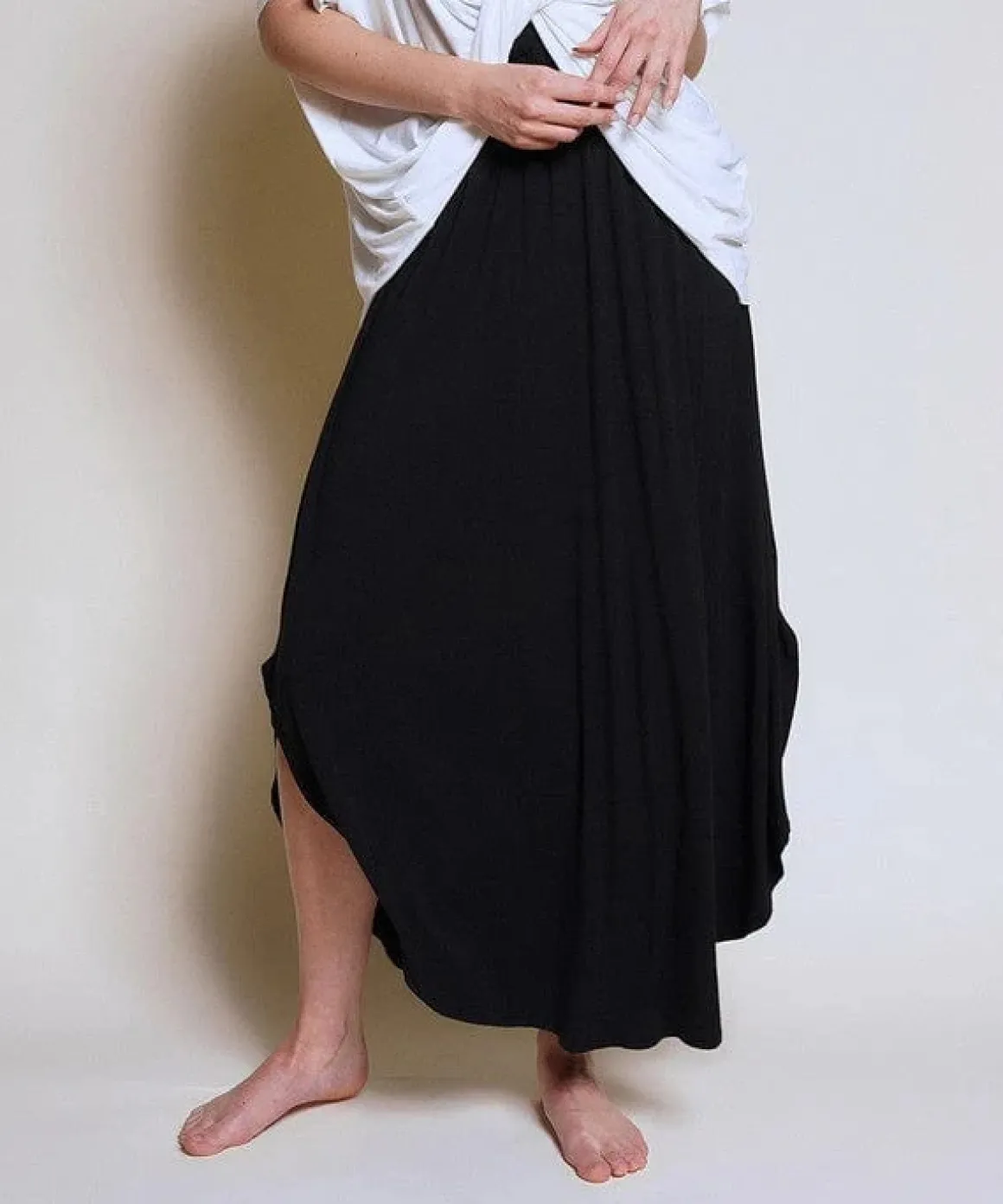 bamboo_maxi_skirt_new_onl_3.webp Bamboo maxi skirt NEW *Online Only*