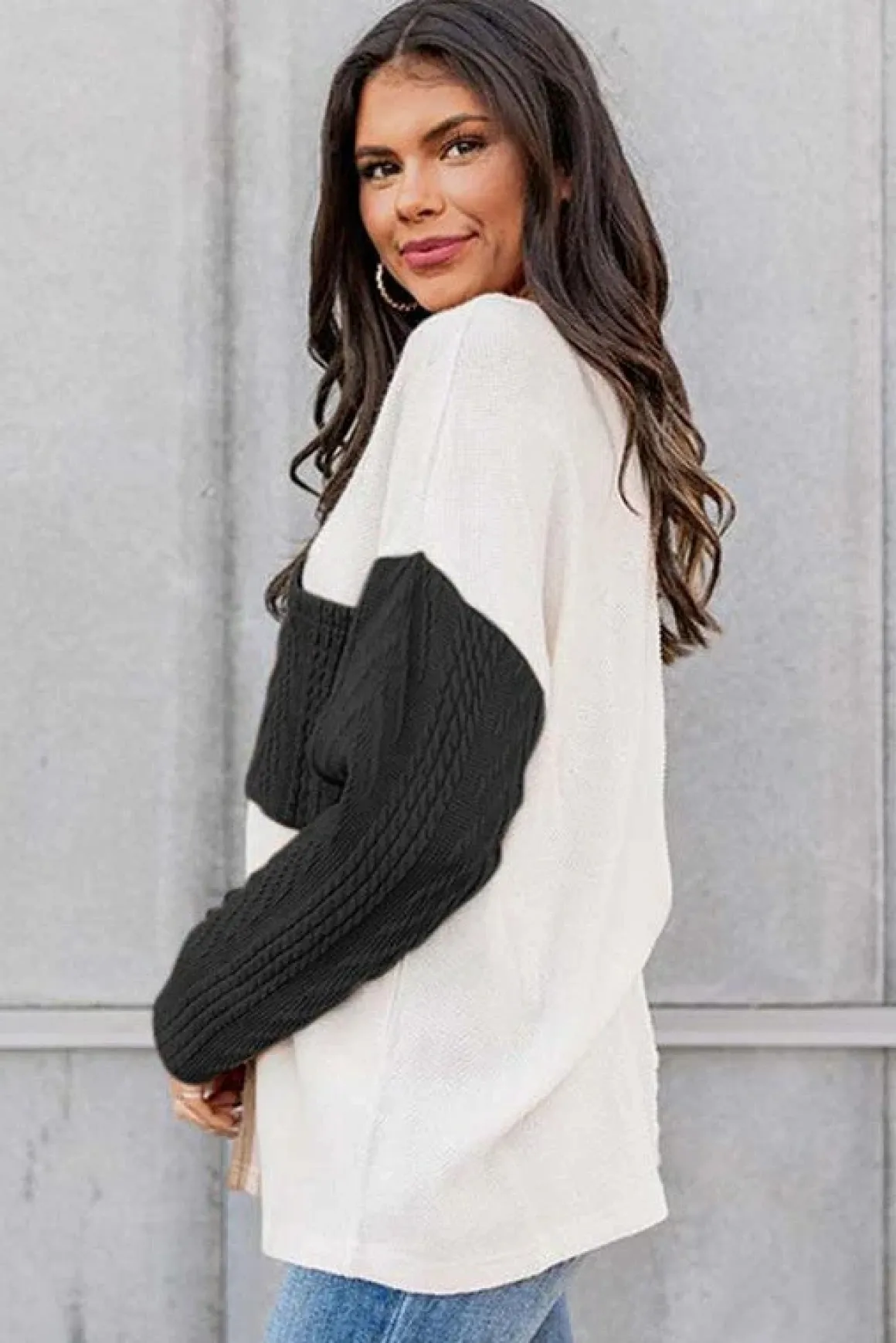 cable_knit_color_block_ro_7.webp Cable knit color block round neck sweater *Online Only*