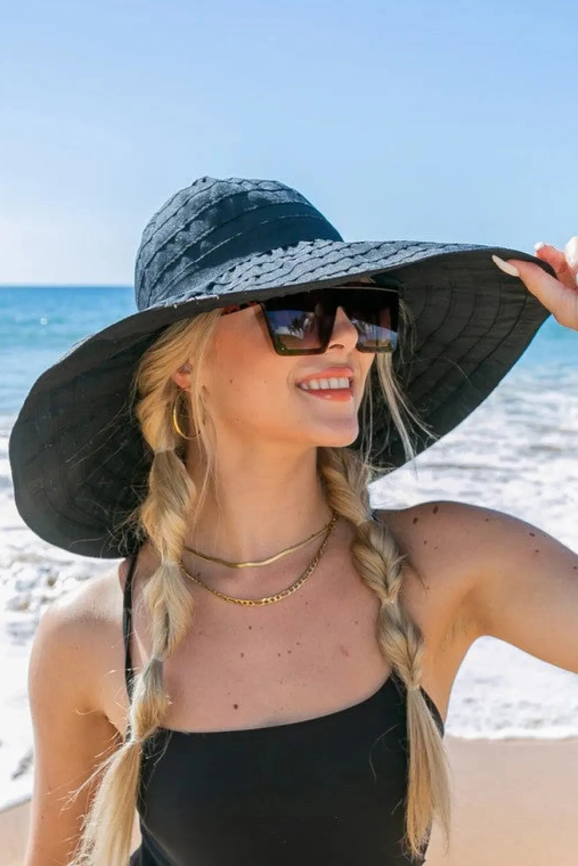 classic_bow_accent_sunhat_4.webp Classic Bow Accent Sunhat Extra Wide Brim *Online Only*