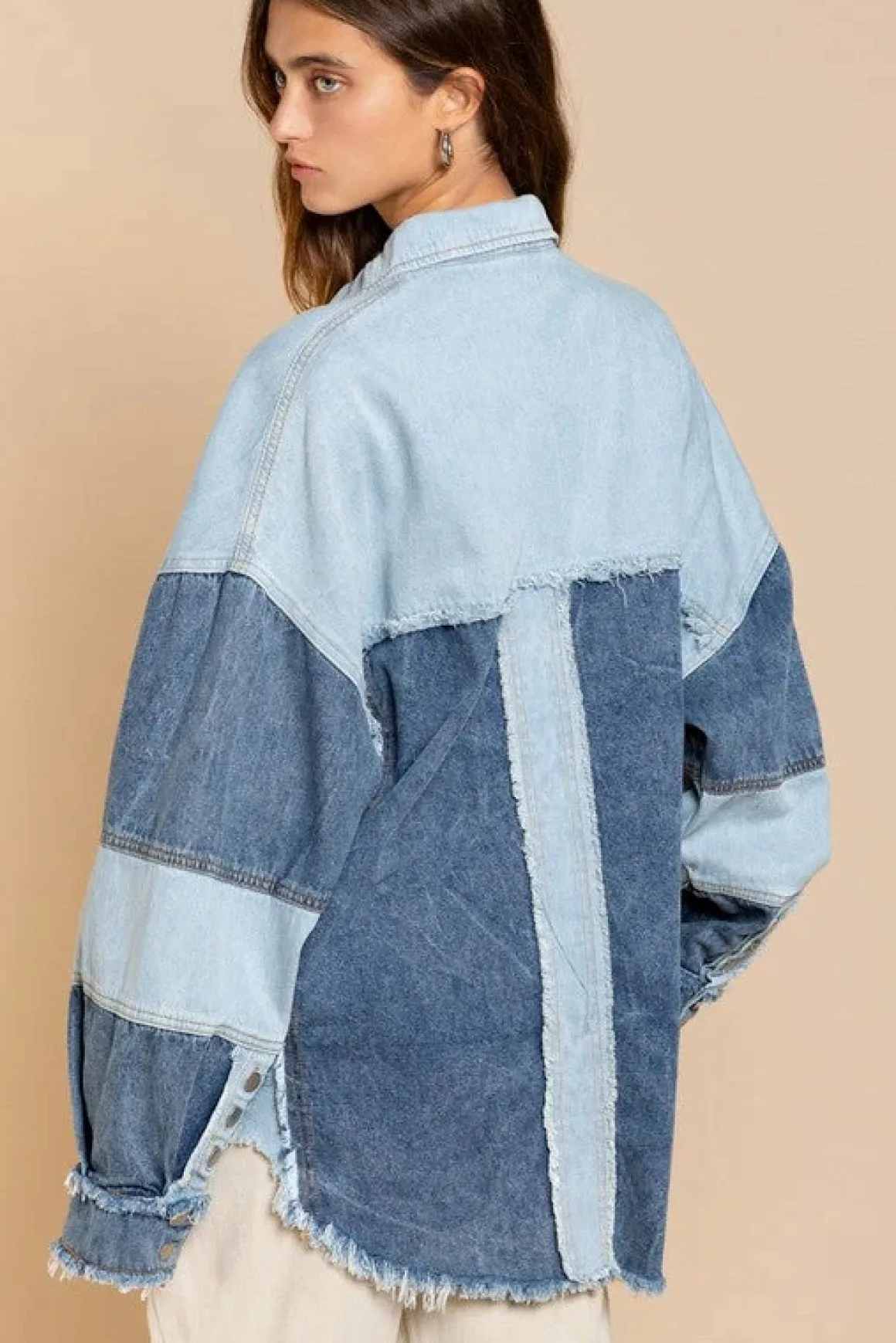 colorblock_oversized_jack_12.webp Colorblock Oversized Jacket *Online Only*