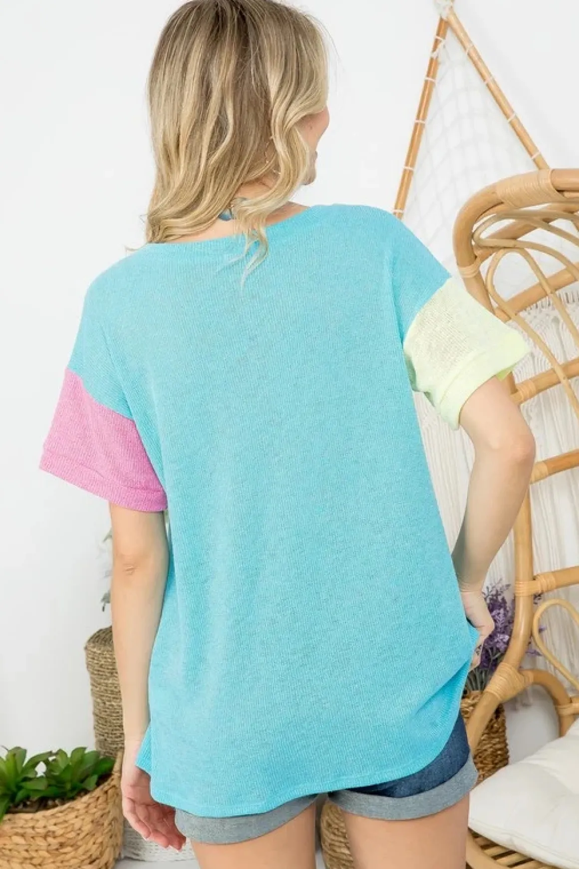 colorblock_short_sleeve_s_18.webp Colorblock Short Sleeve Shirt *Online Only*
