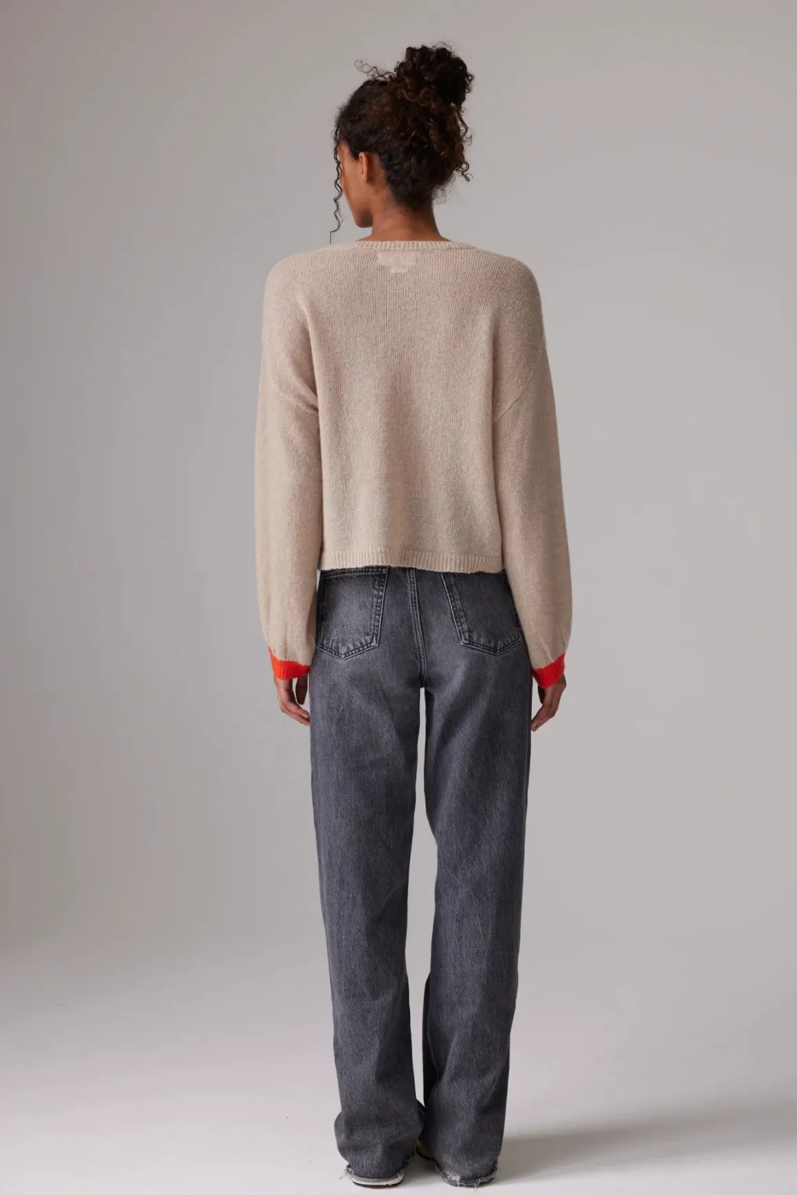 colorush_amara_papau_ball_2.webp Colorush Amara Papau Balloon Sweater
