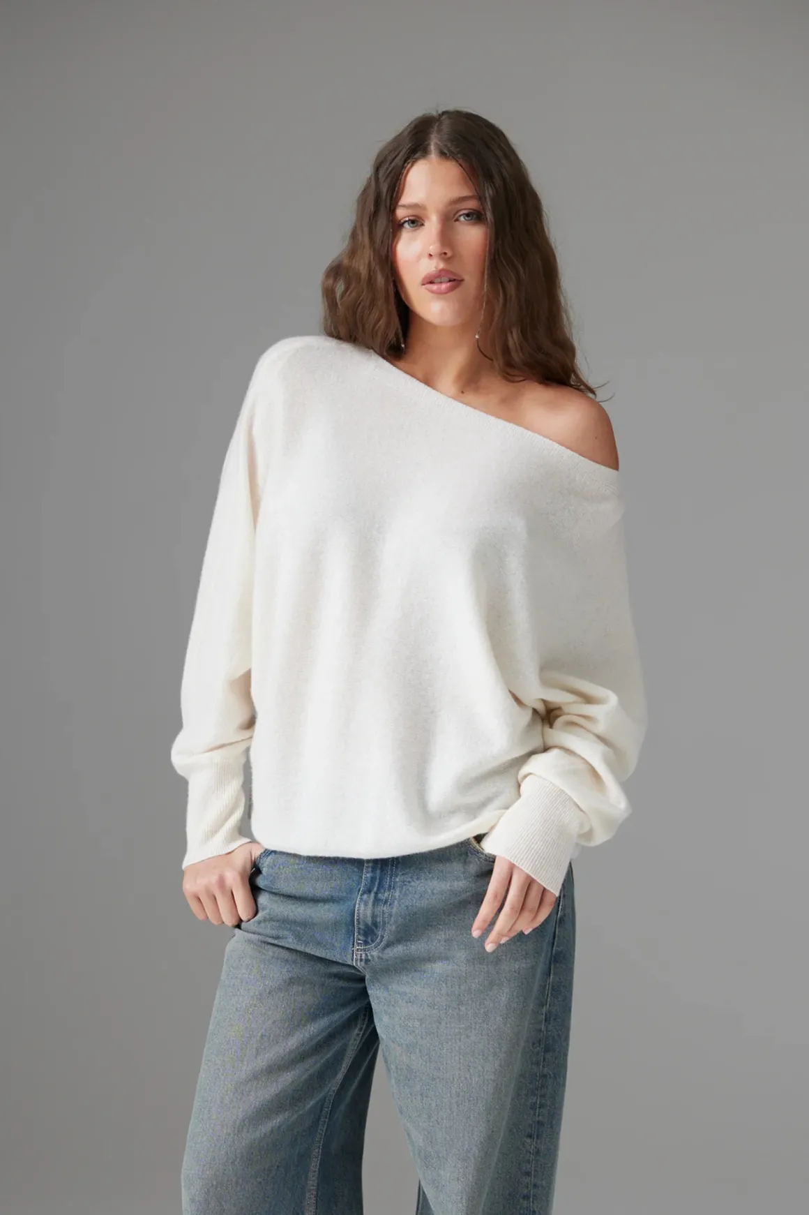colorush_yangon_boat_neck_2.webp Colorush Yangon Boat Neck Sweater