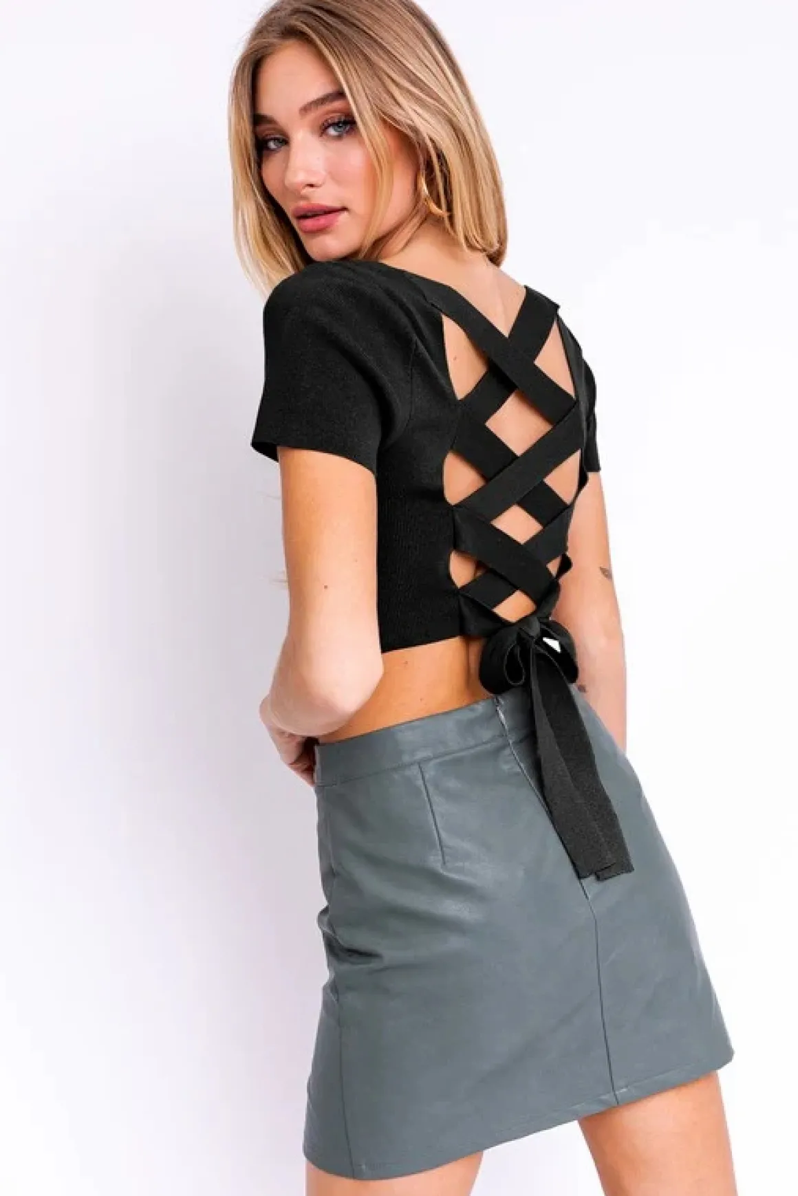 criss_cross_back_tie_top__3.webp Criss Cross Back Tie Top *Online Only*