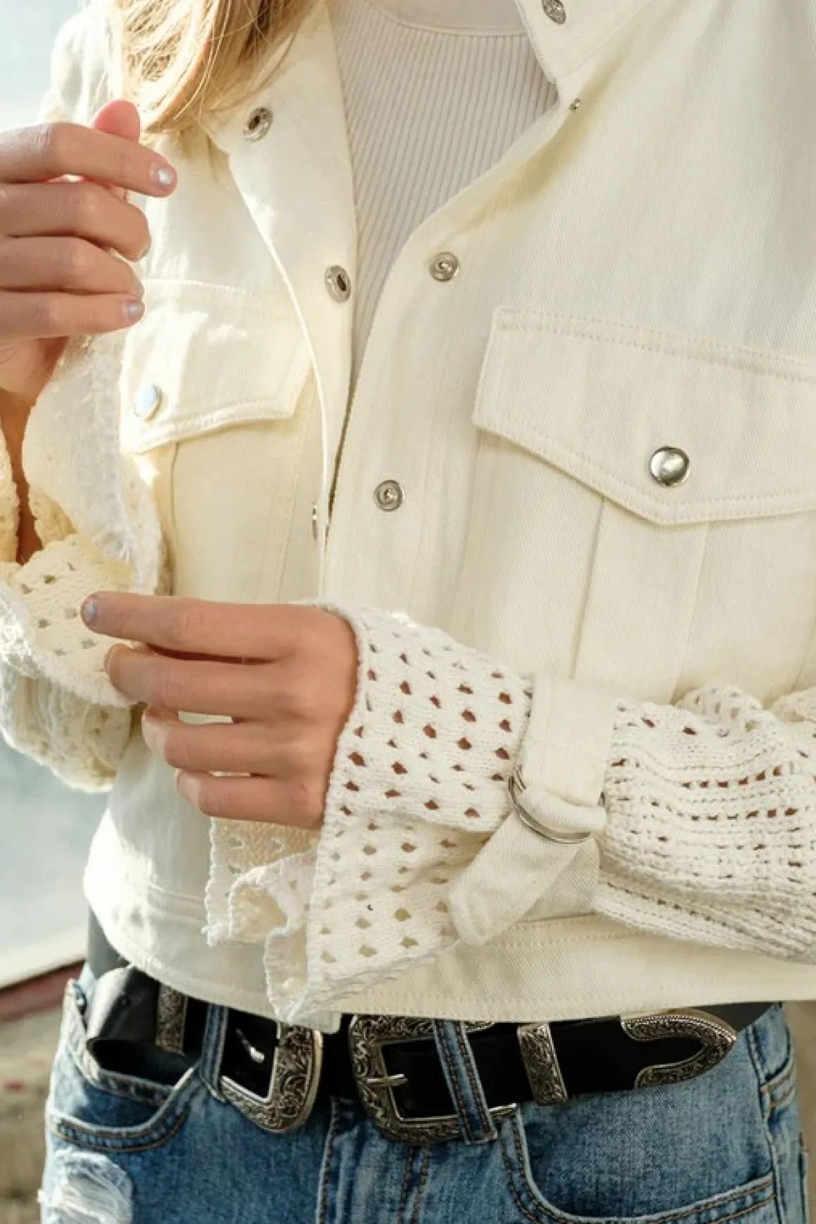 crochet_sleeve_cropped_ja_4.webp Crochet Sleeve Cropped Jacket *Online Only*