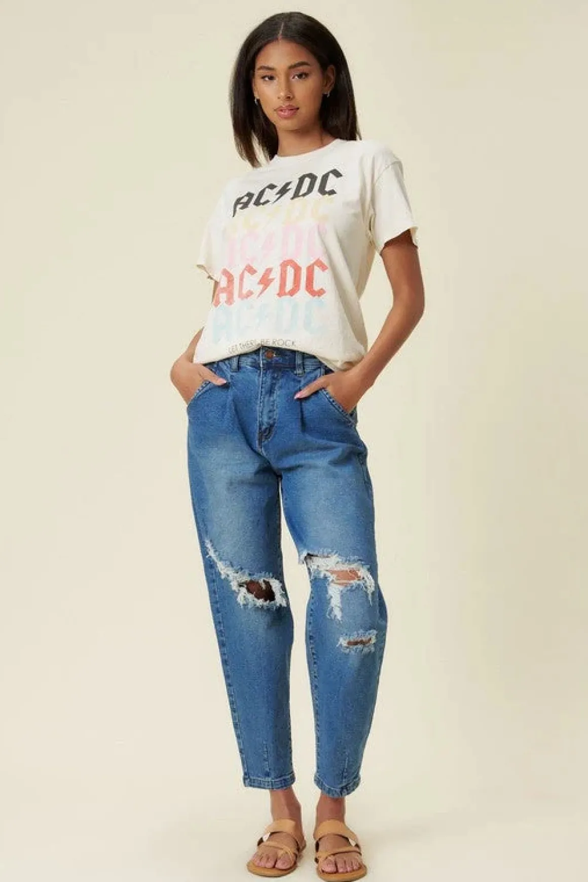 Distressed Slouchy Jean *Online Only*