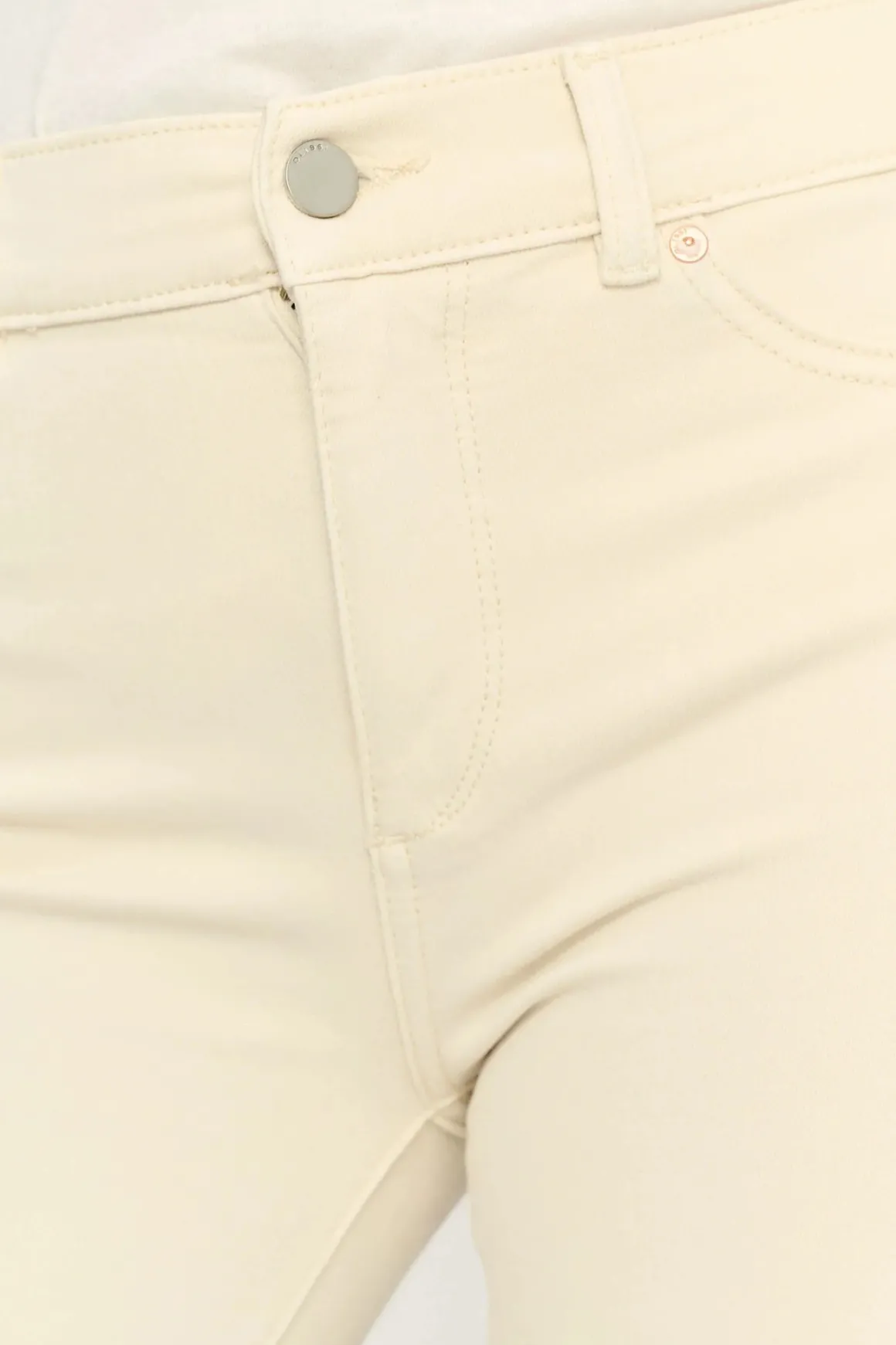 dl_mara_mid_rise_straight_6.webp DL1961 Mara Mid Rise Straight Cuffed Jeans