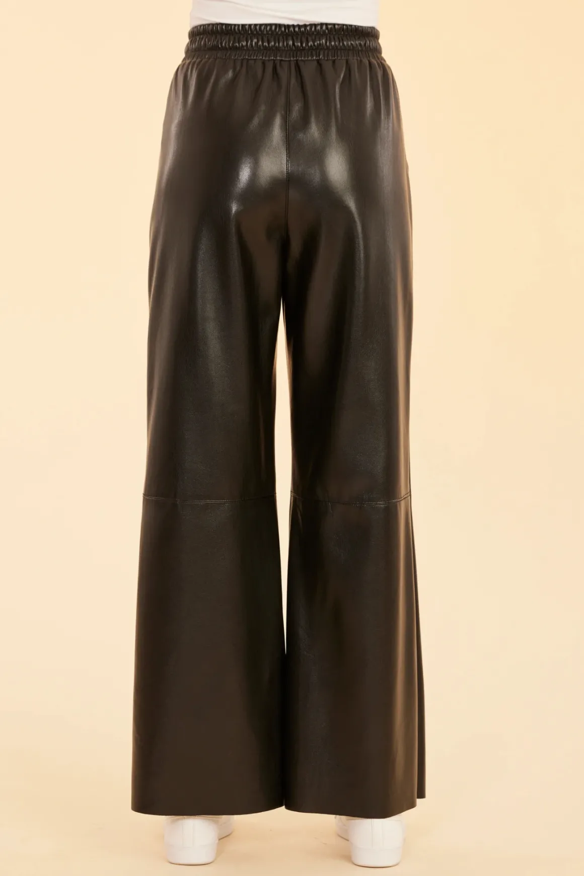 dolce_cabo_faux_leather_d_2.webp Dolce Cabo Faux Leather Drawstring Pants