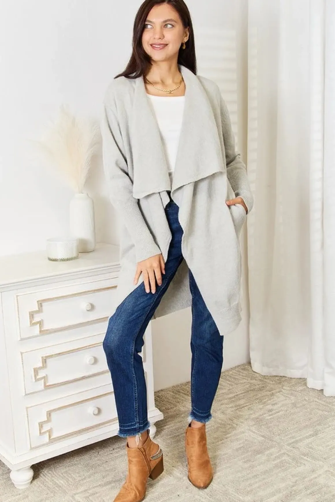 duster_cardigan_online_on_3.webp Duster Cardigan *Online Only*