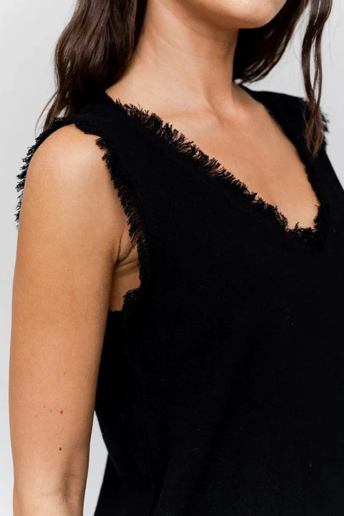 edgy_frayed_top__online_o_6.webp Edgy Frayed Top * Online Only*