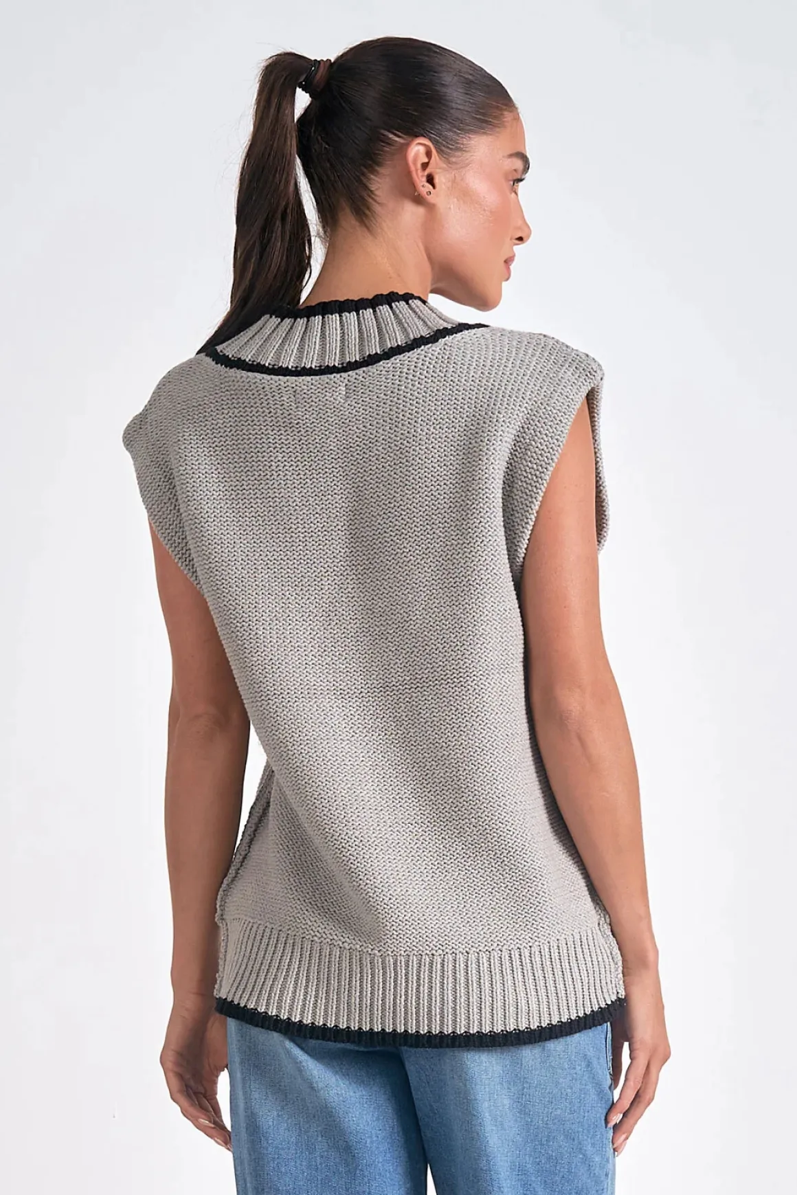 elan_estee_sweater_vest_f_2.webp Elan Estee Sweater Vest *FINAL SALE*