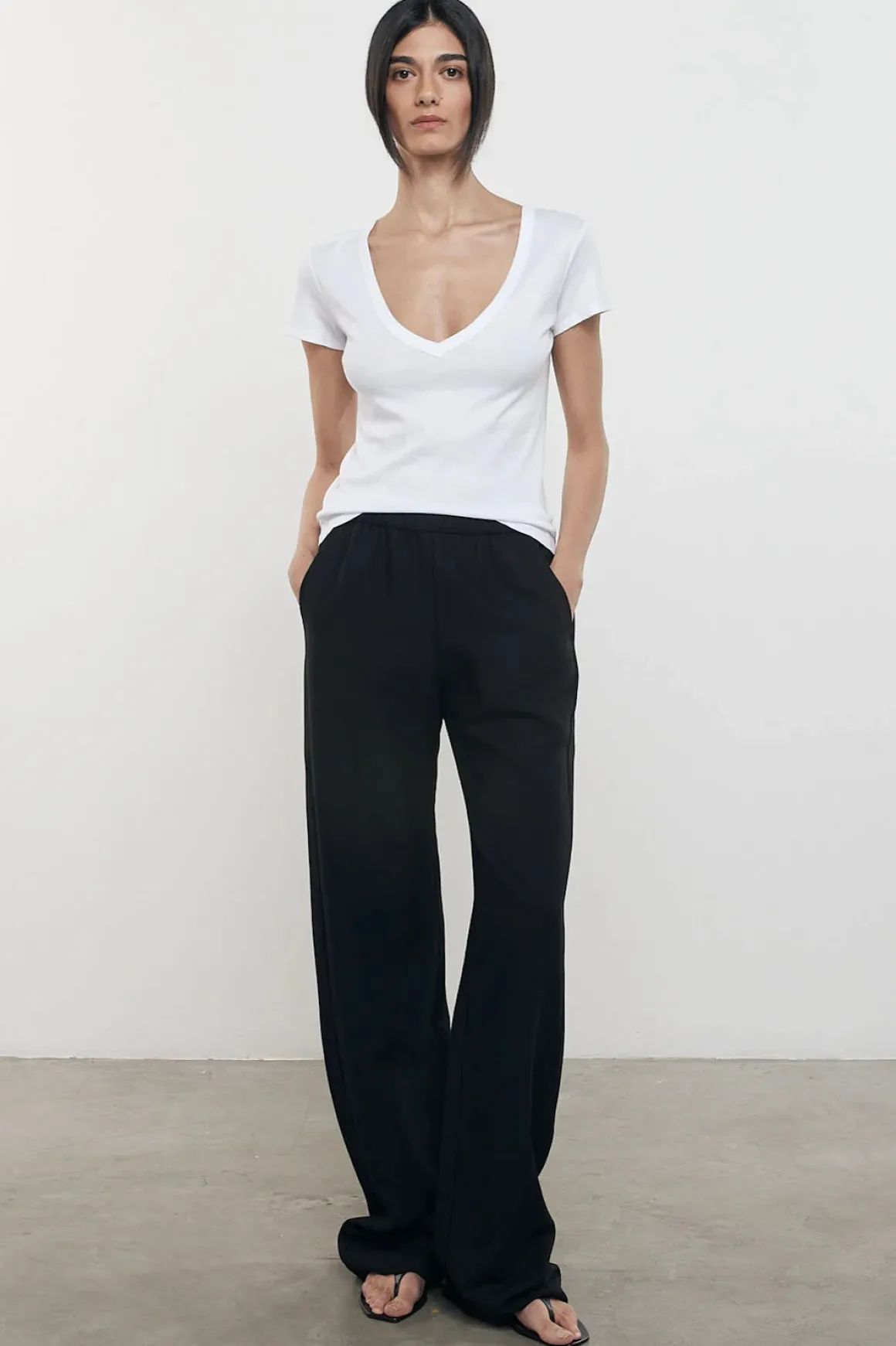 enza_costa_perfect_v_tee_4.webp Enza Costa Perfect V Tee