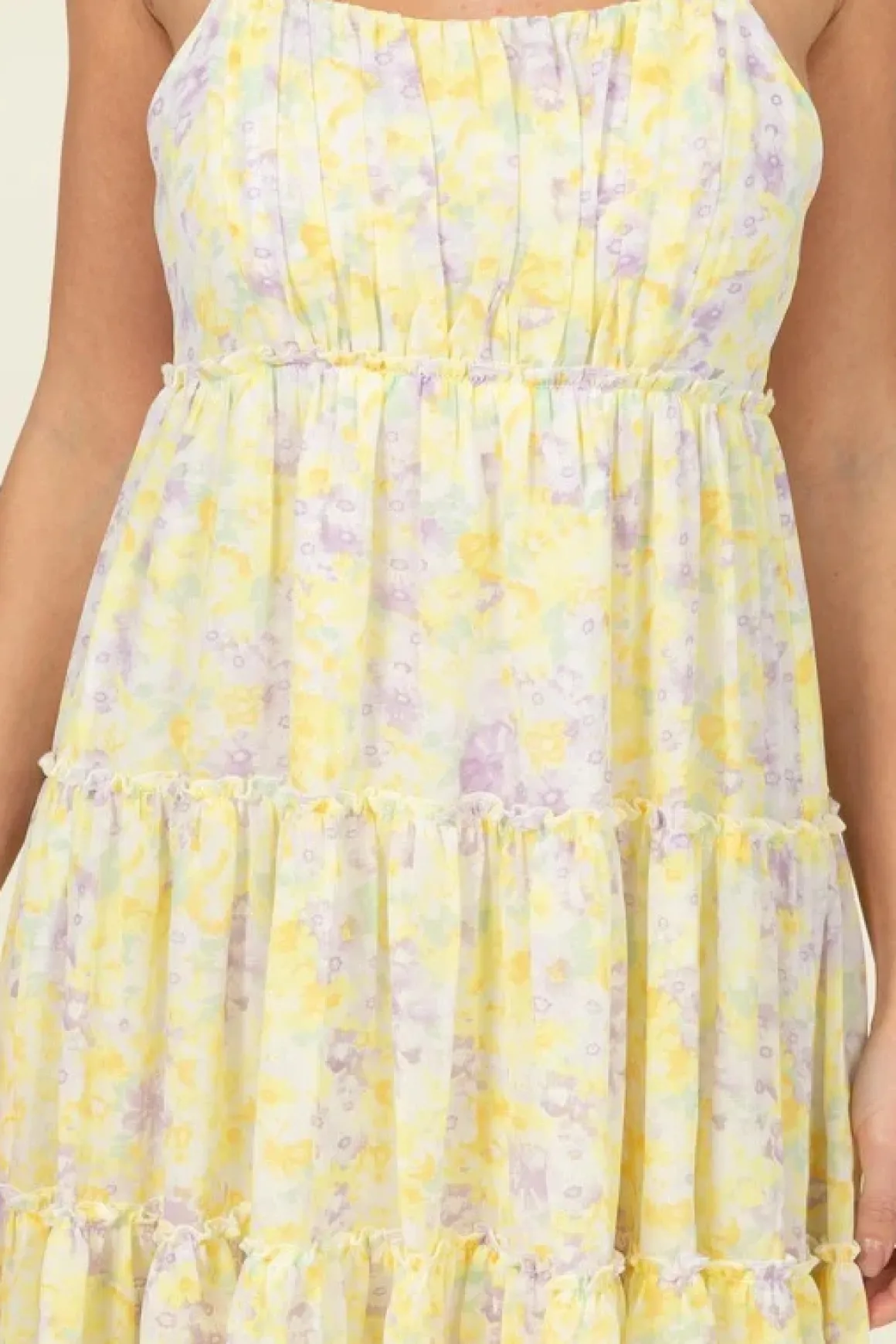 flirty_floral_tiestrap_mi_11.webp Flirty Floral Tie-Strap Midi Dress *Online Only*