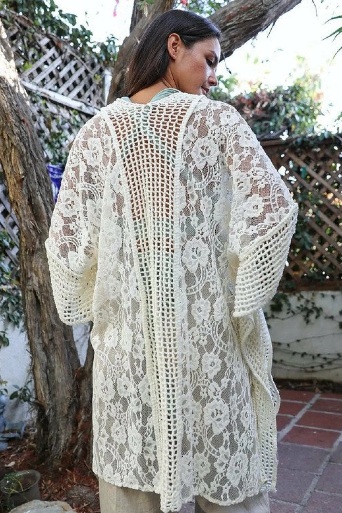 floral_lace_textured_kimo_2.webp Floral Lace Textured Kimono *Online Only*
