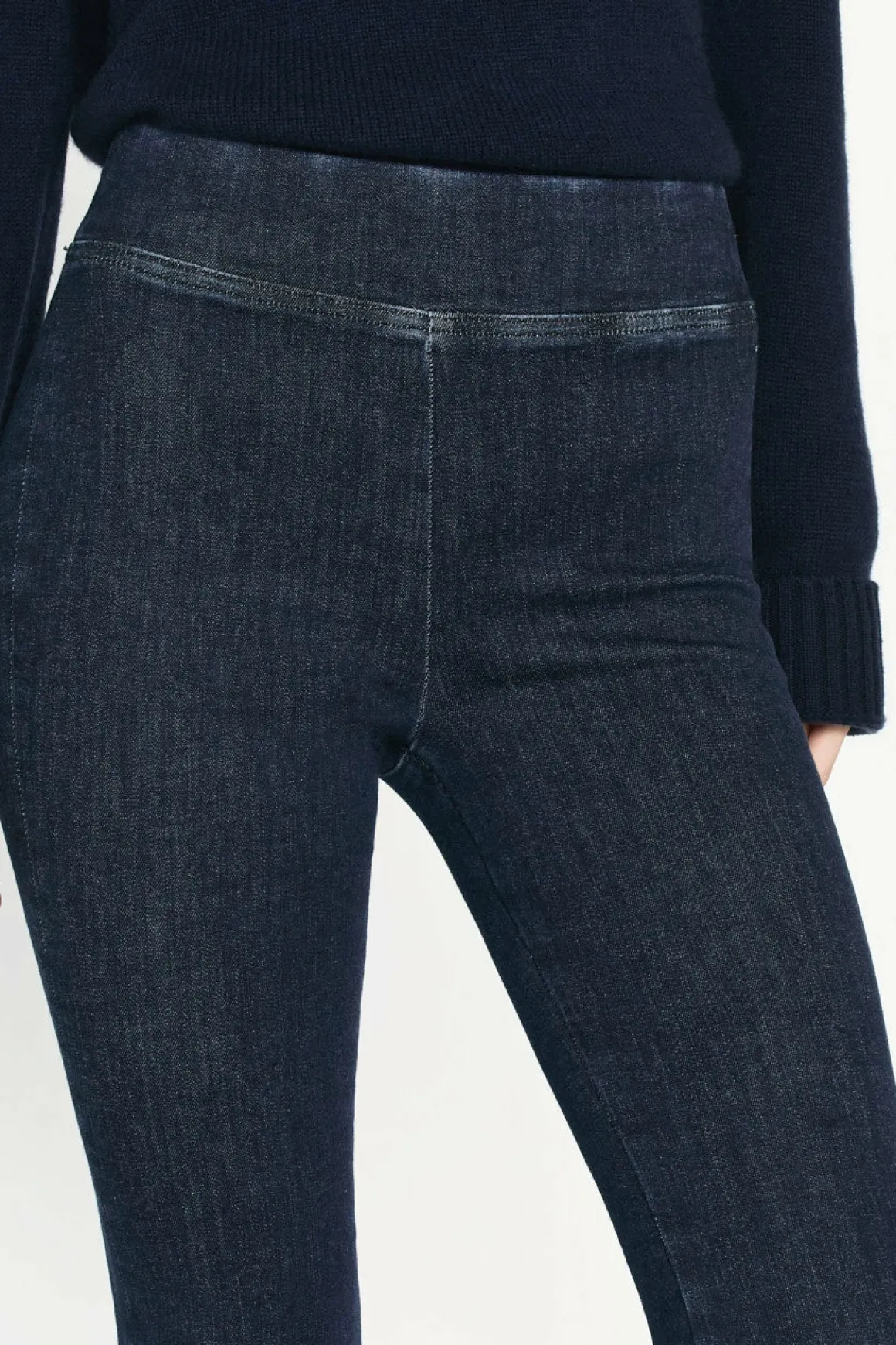 frame_jetset_flare_jeans_3.webp Frame Jetset Flare Jeans