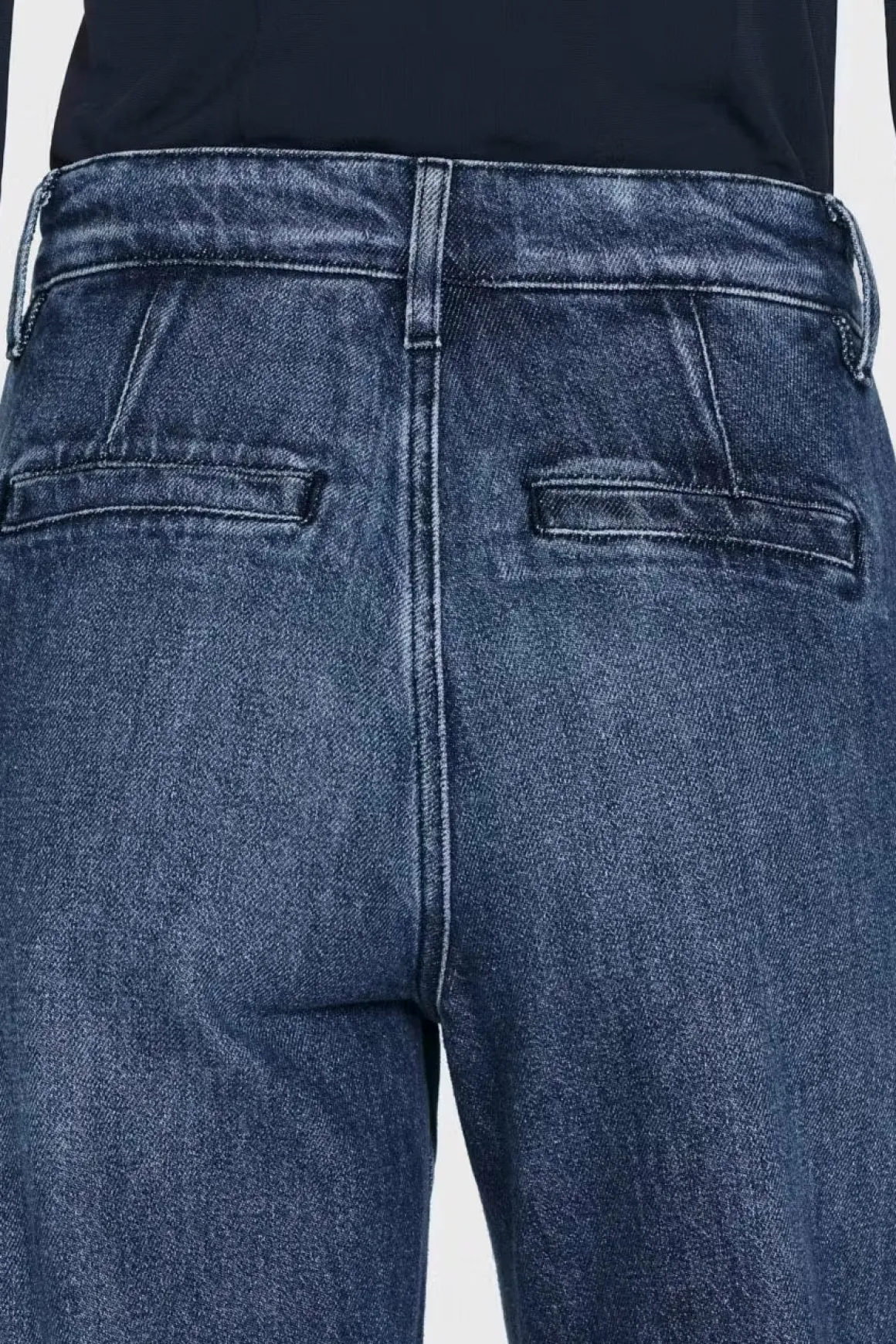 frame_tailored_denim_trou_4.webp Frame Tailored Denim Trouser