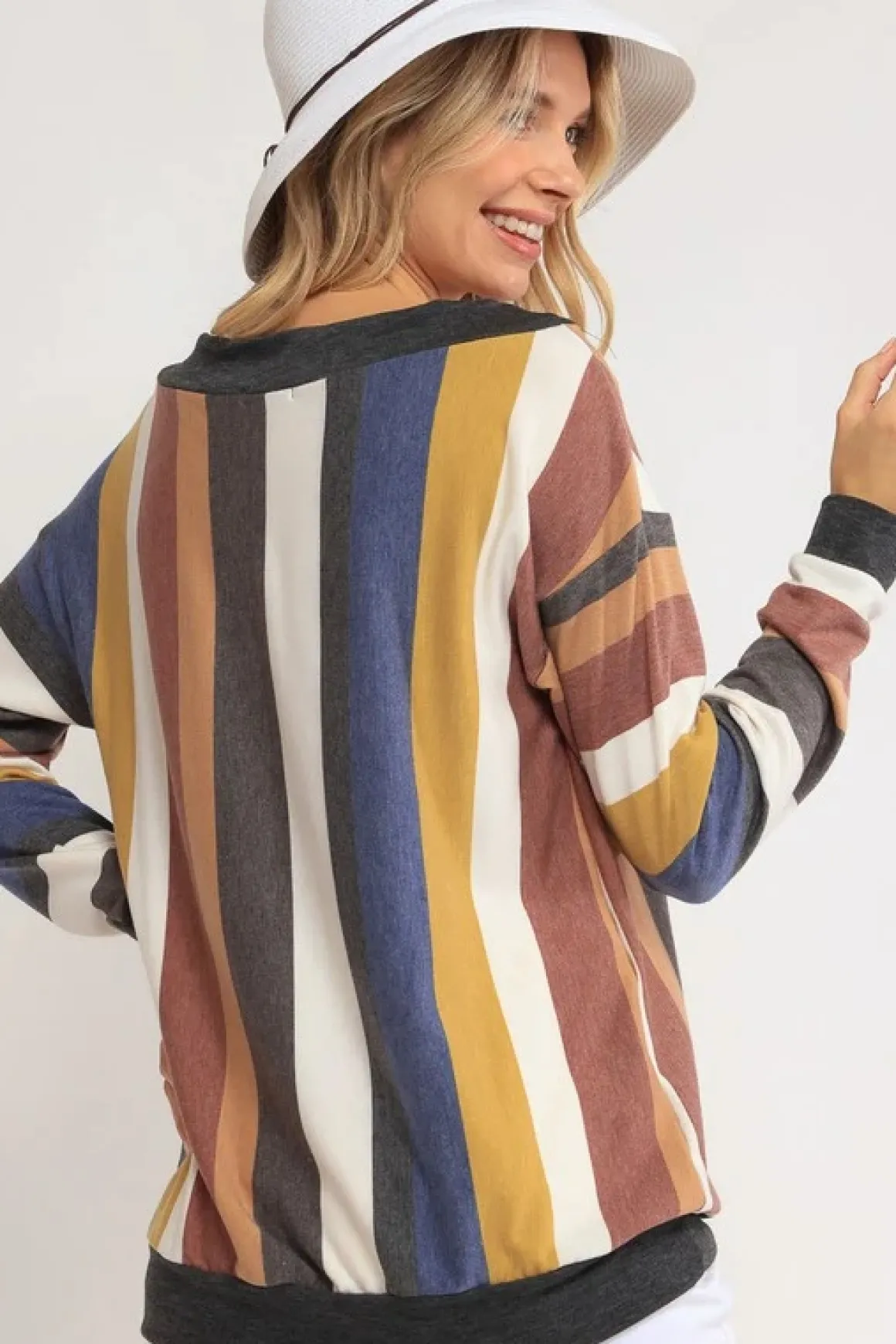 french_terry_wide_v_sweat_3.webp French Terry Wide V Sweatshirt *Online Only*
