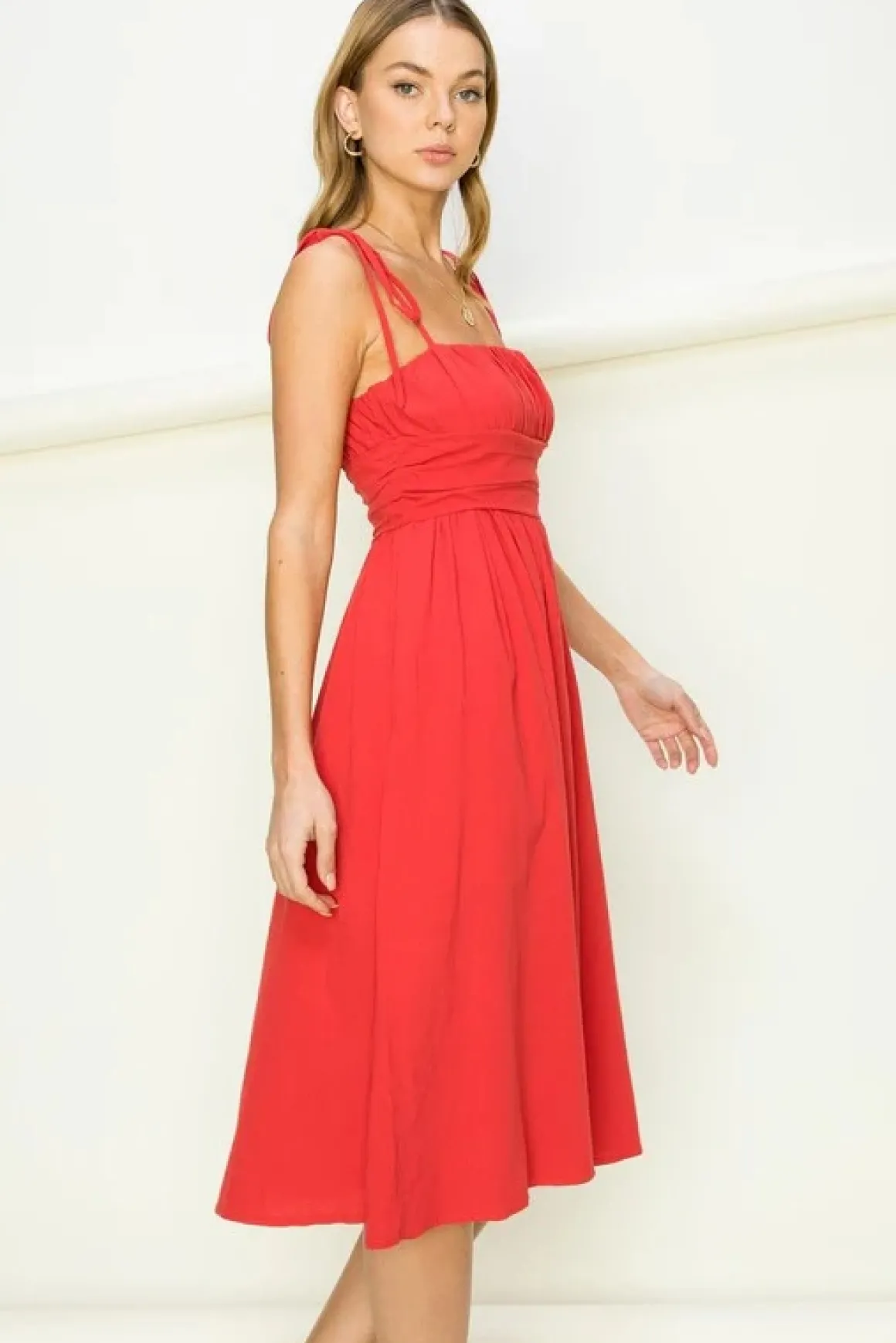 get_a_clue_tiestrap_midi__11.webp Get a Clue Tie-Strap Midi Dress *Online Only*