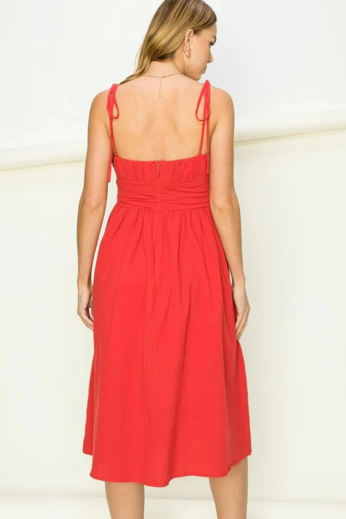 get_a_clue_tiestrap_midi__12.webp Get a Clue Tie-Strap Midi Dress *Online Only*