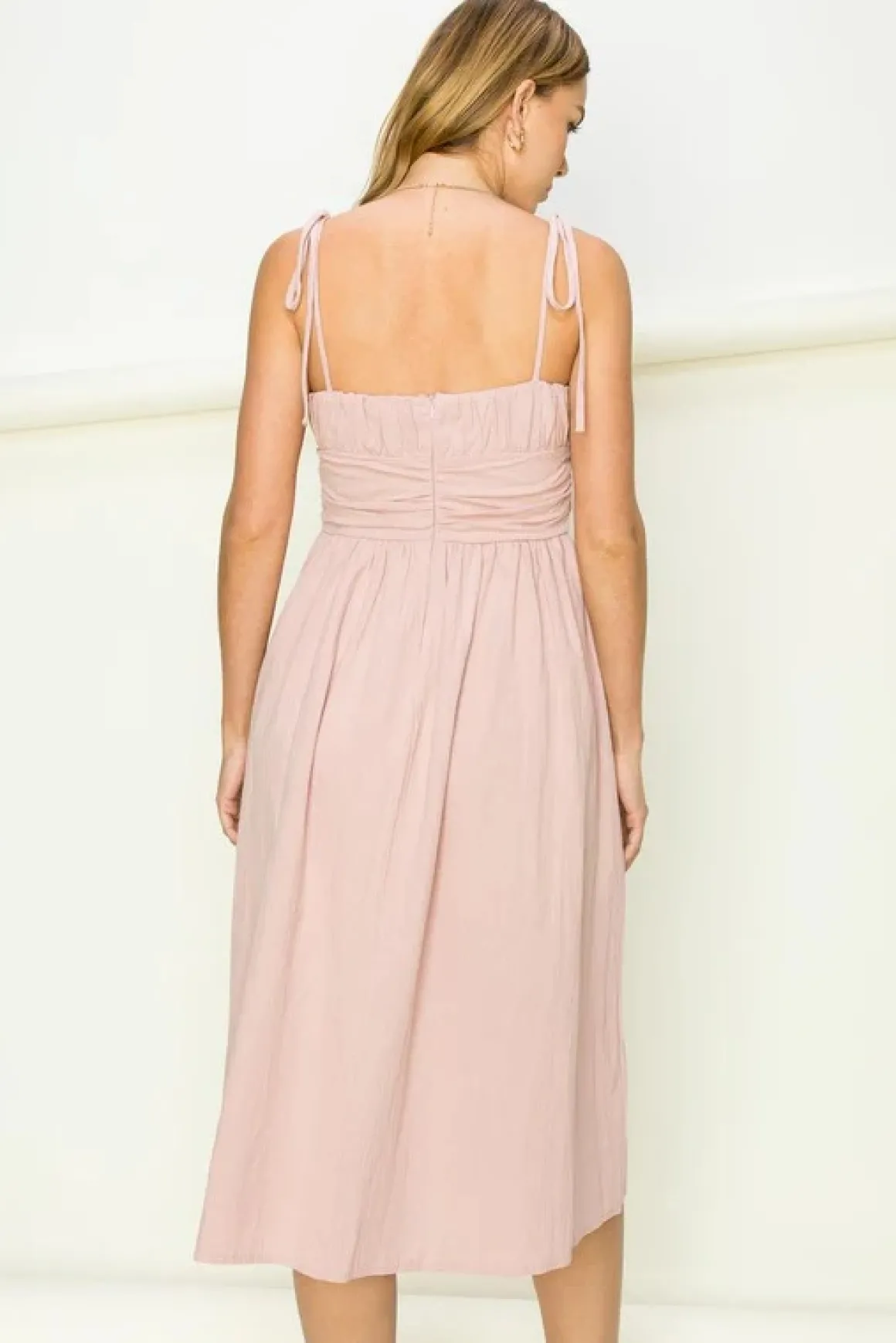 get_a_clue_tiestrap_midi__2.webp Get a Clue Tie-Strap Midi Dress *Online Only*