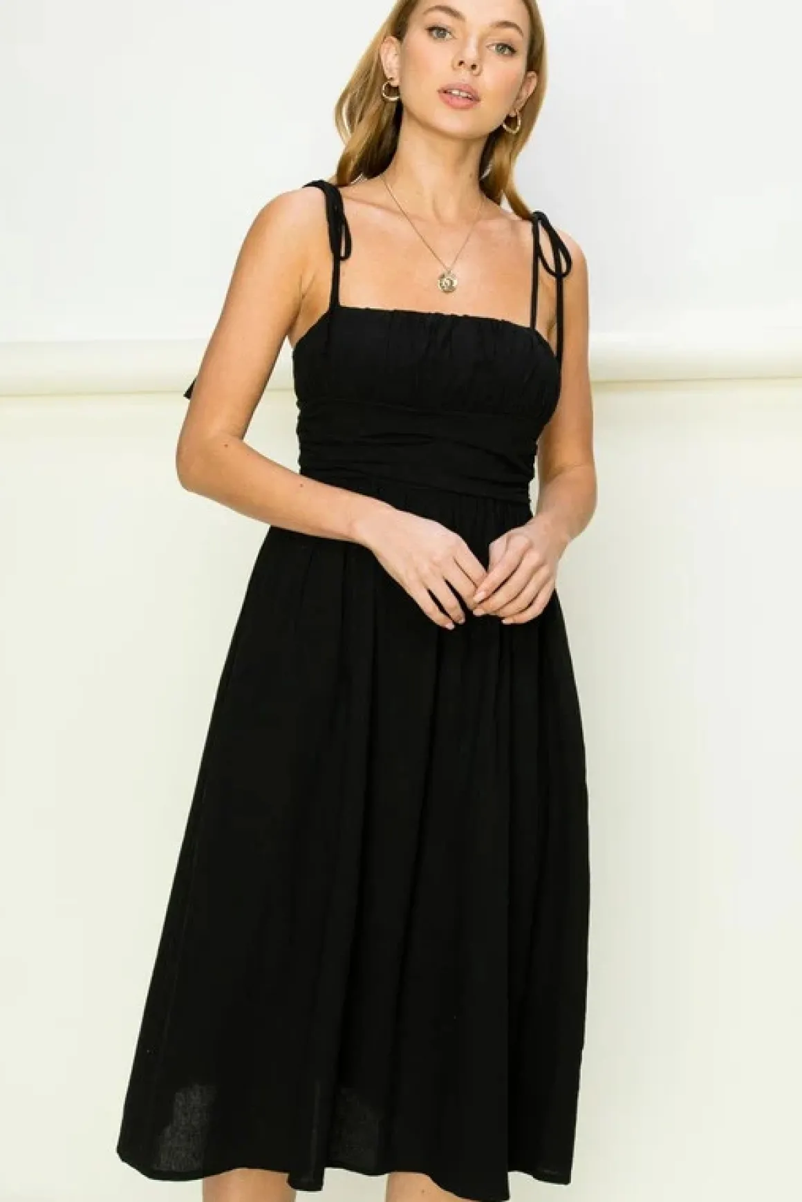 get_a_clue_tiestrap_midi__5.webp Get a Clue Tie-Strap Midi Dress *Online Only*