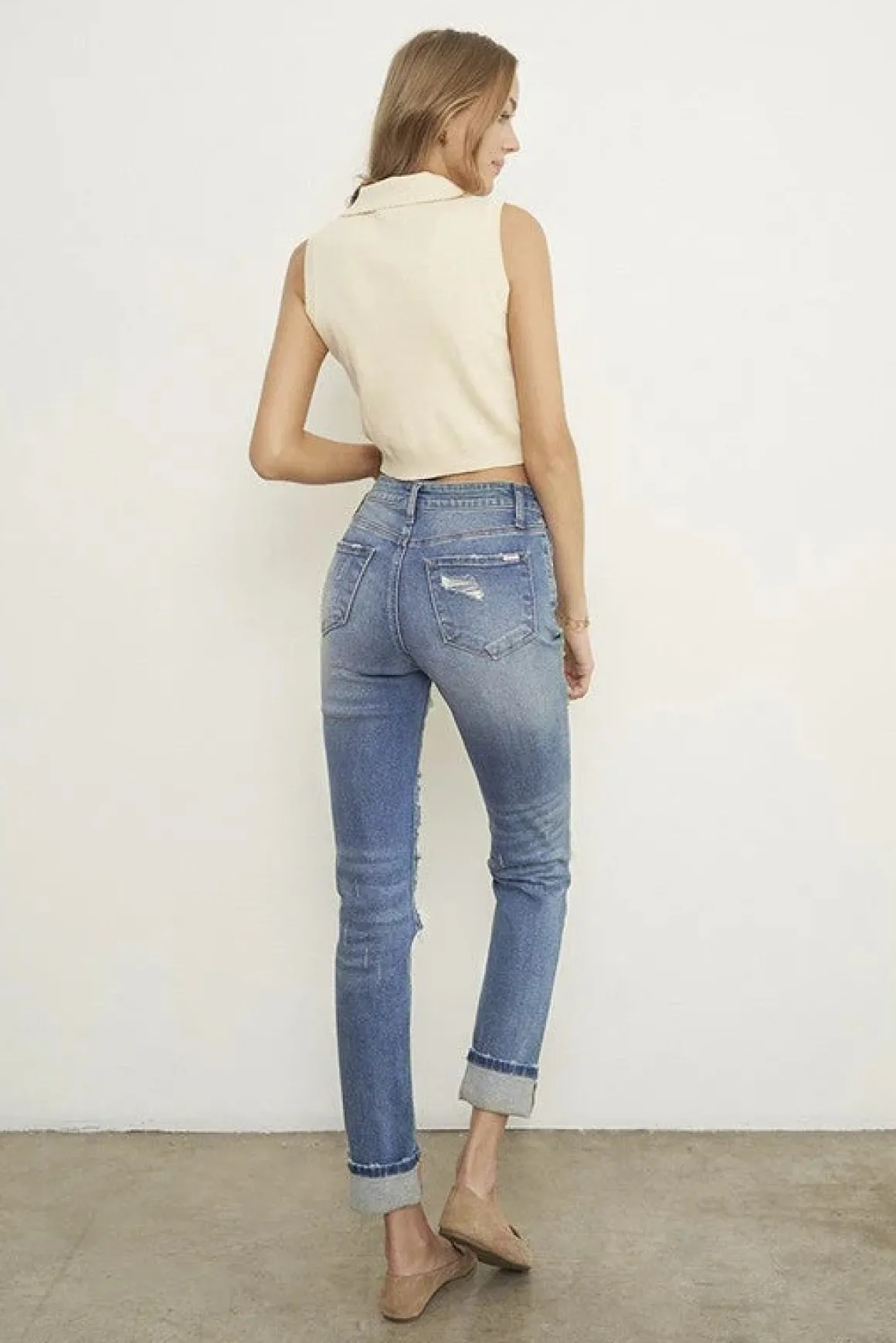 girlfriend_jeans_3.webp GIRLFRIEND JEANS