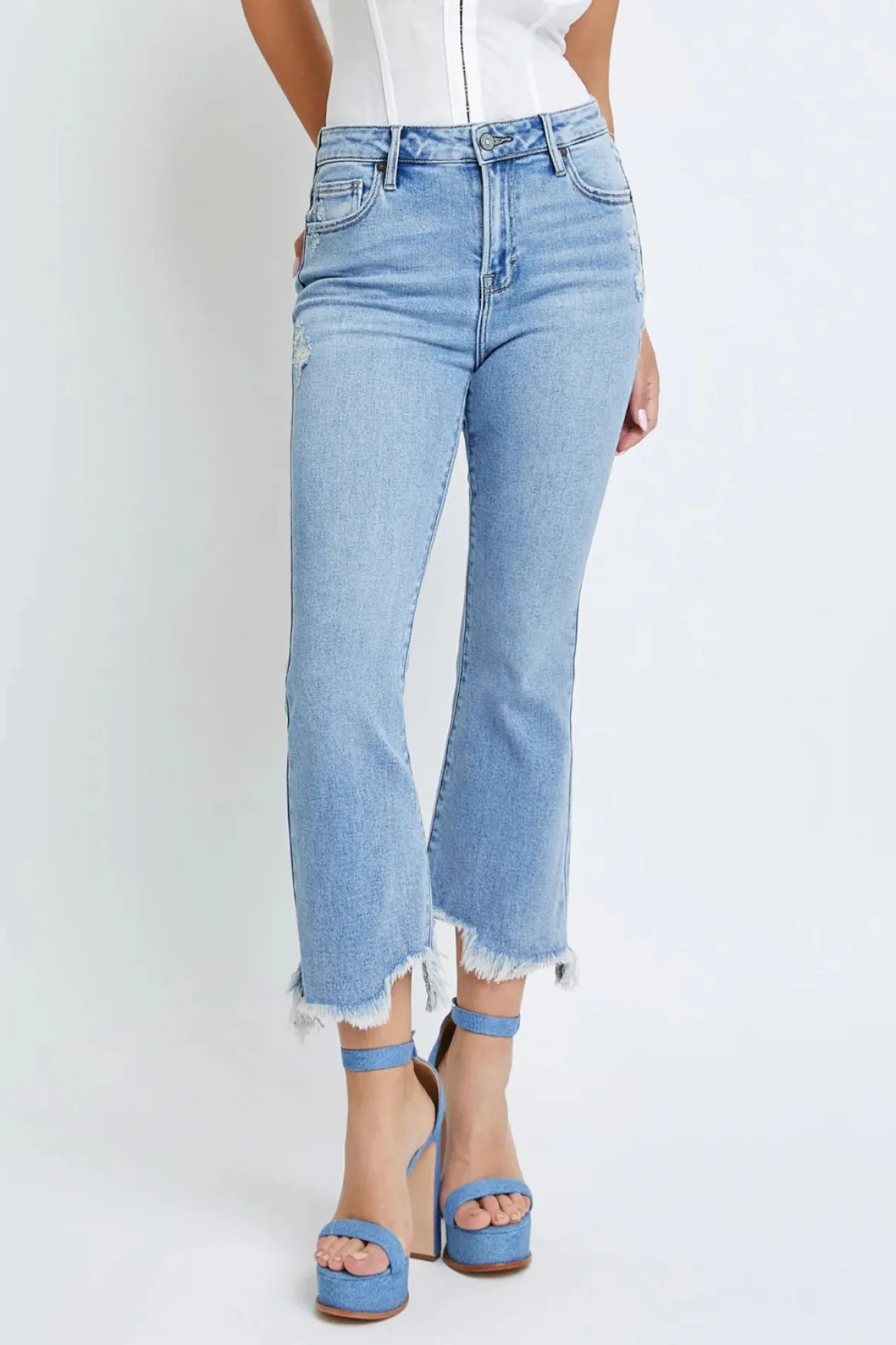 Hidden Happi Crop Flare Chewed Hem Jeans