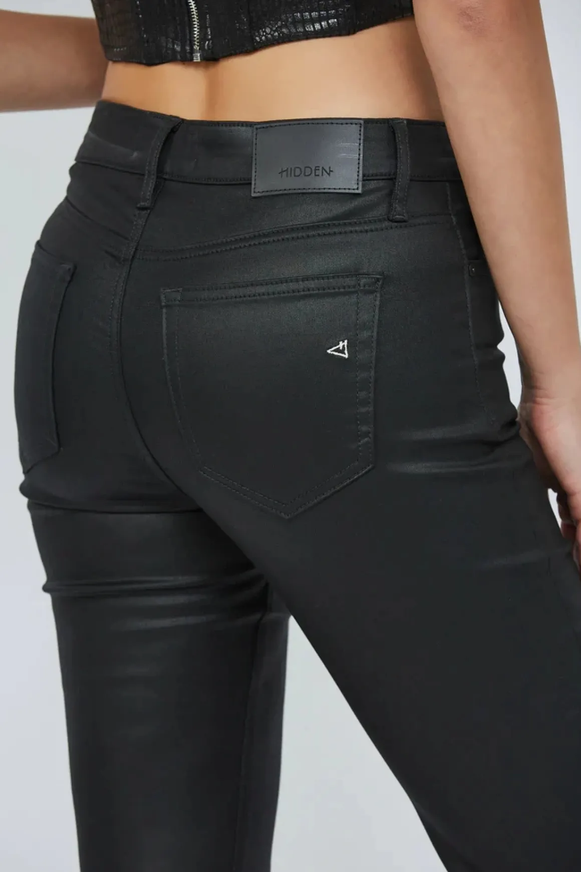 hidden_happi_mid_rise_fla_4.webp Hidden Happi Mid Rise Flare Jeans