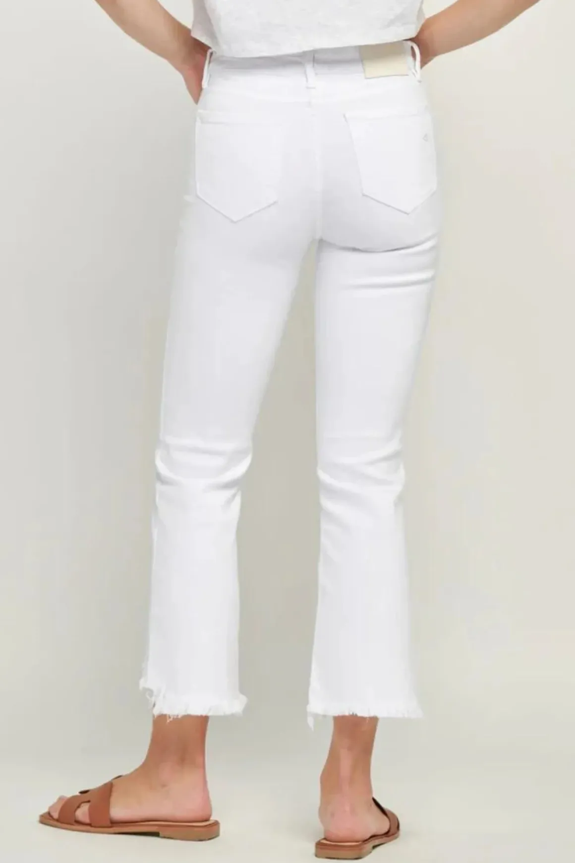 hidden_jeans_happi_white__2.webp Hidden Jeans HAPPI WHITE FRAYED CROPPED FLARE