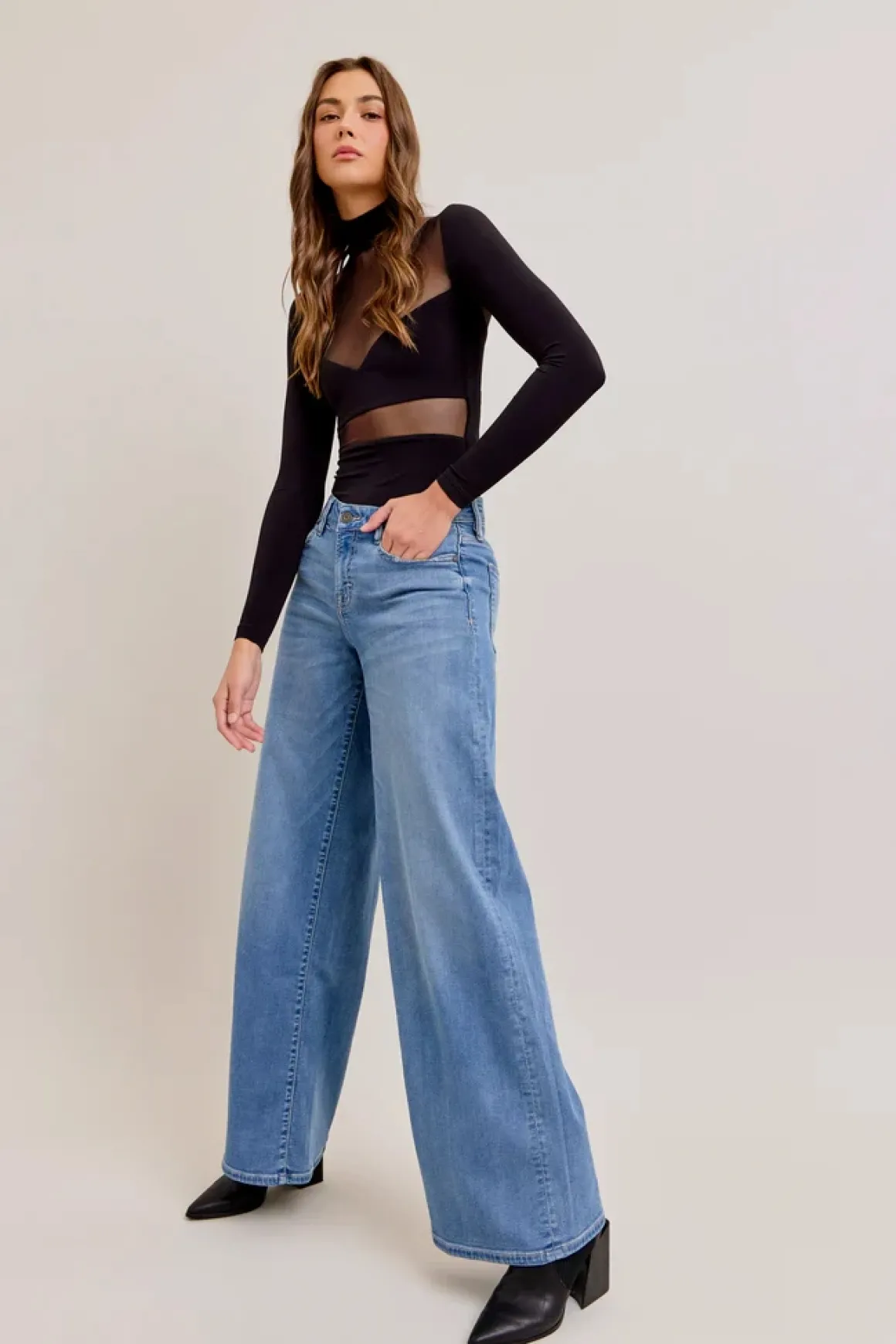 Hidden Nori Jeans