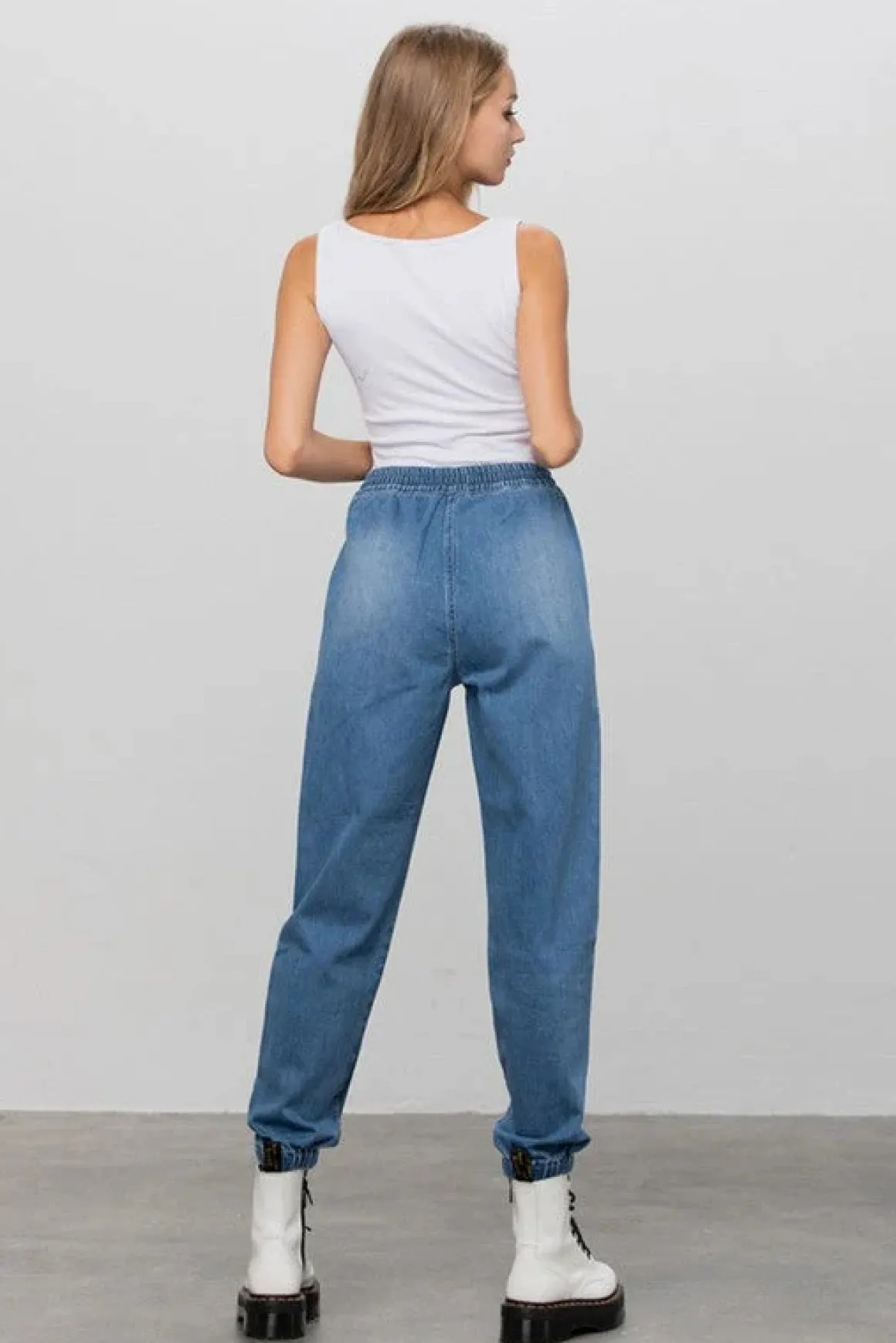 high_rise_premium_jogger__2.webp HIGH RISE PREMIUM JOGGER PANTS