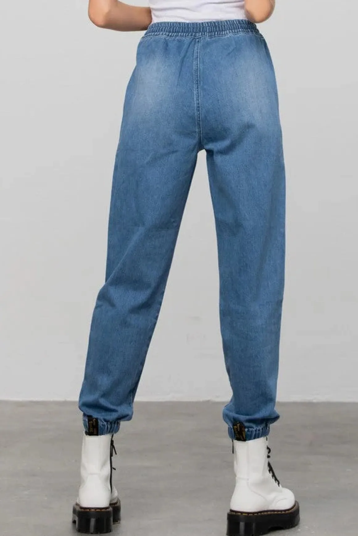 high_rise_premium_jogger__7.webp HIGH RISE PREMIUM JOGGER PANTS