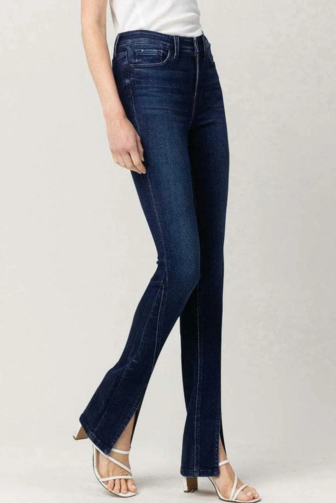 high_rise_slim_straight_w_3.webp High Rise Slim Straight W/Slit *Online Only*