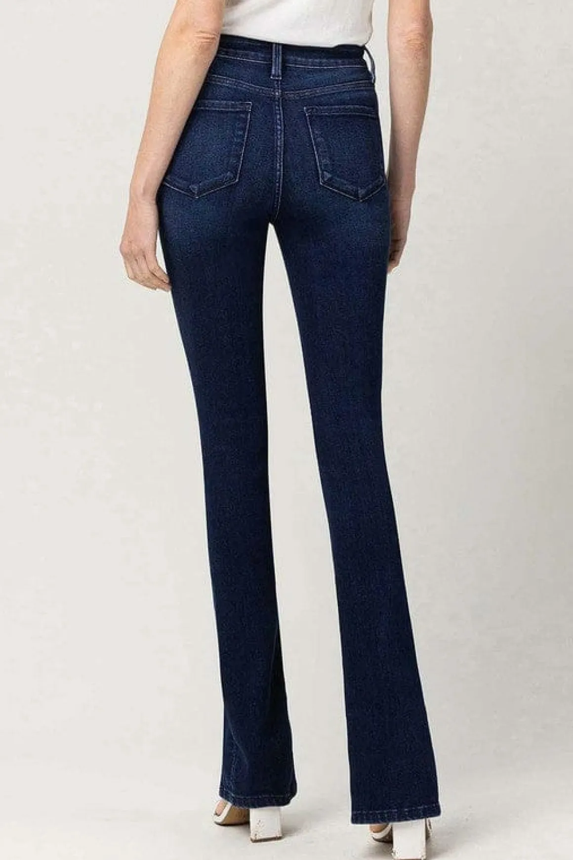 high_rise_slim_straight_w_4.webp High Rise Slim Straight W/Slit *Online Only*