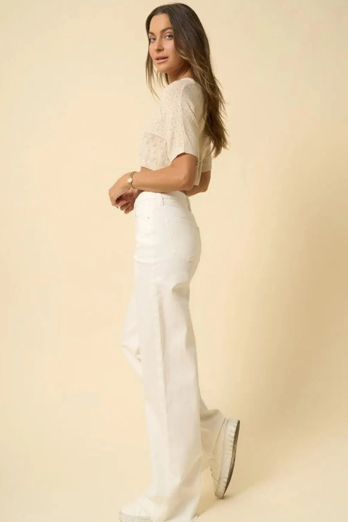 high_rise_wide_leg_jeans_3.webp HIGH RISE WIDE LEG JEANS