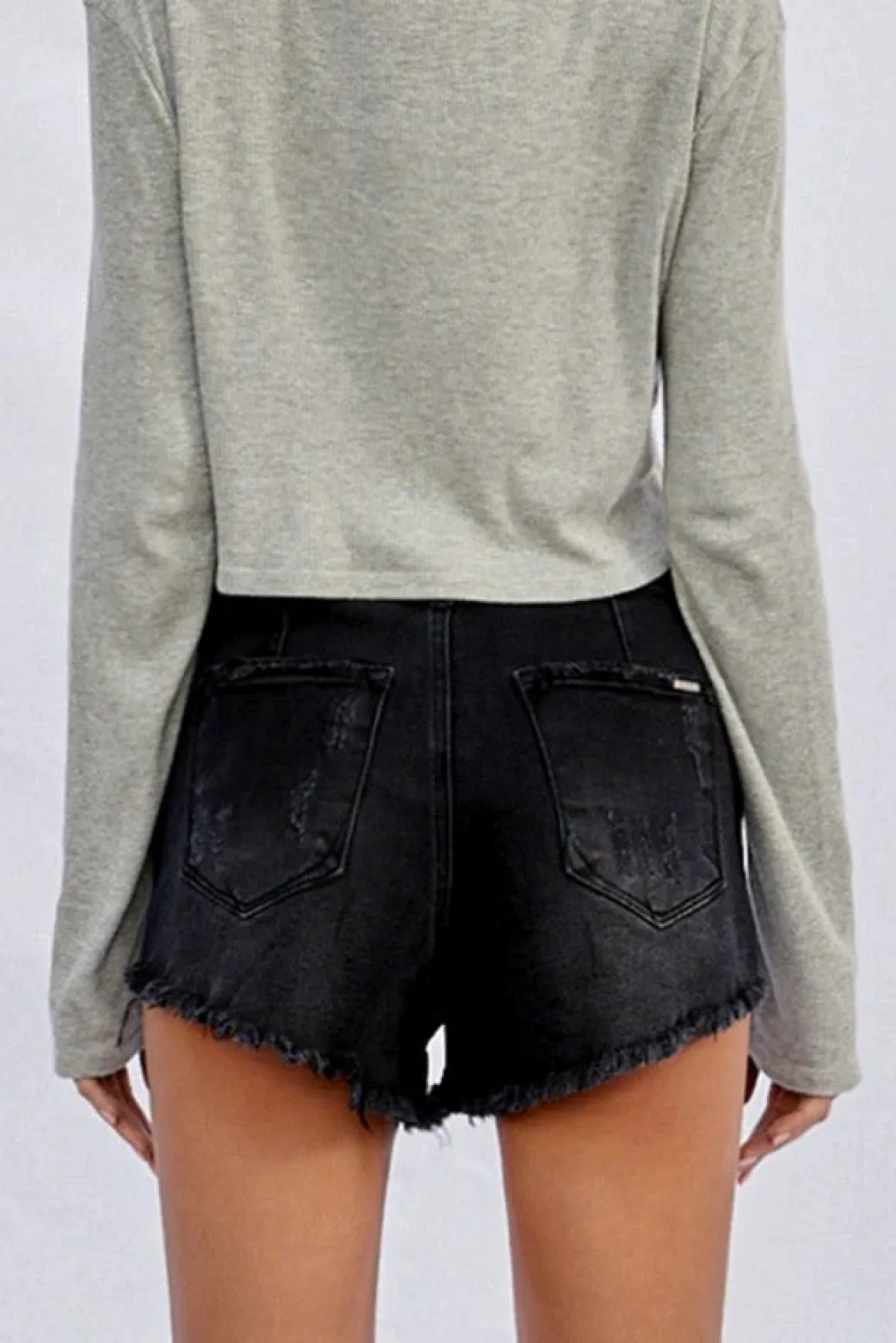 high_waisted_shorts_onlin_5.webp HIGH WAISTED SHORTS *Online Only*