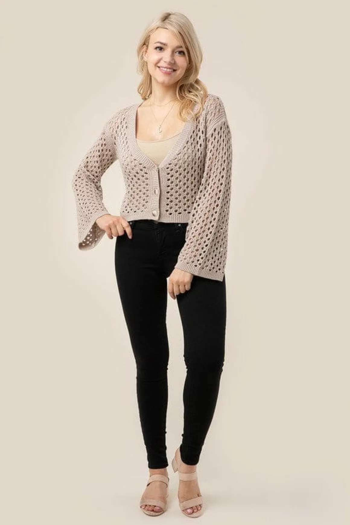 holeknit_cardigan_online__3.webp Hole-knit cardigan *Online Only*