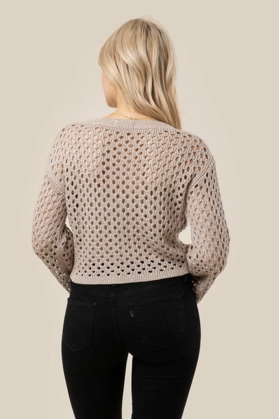 holeknit_cardigan_online__4.webp Hole-knit cardigan *Online Only*
