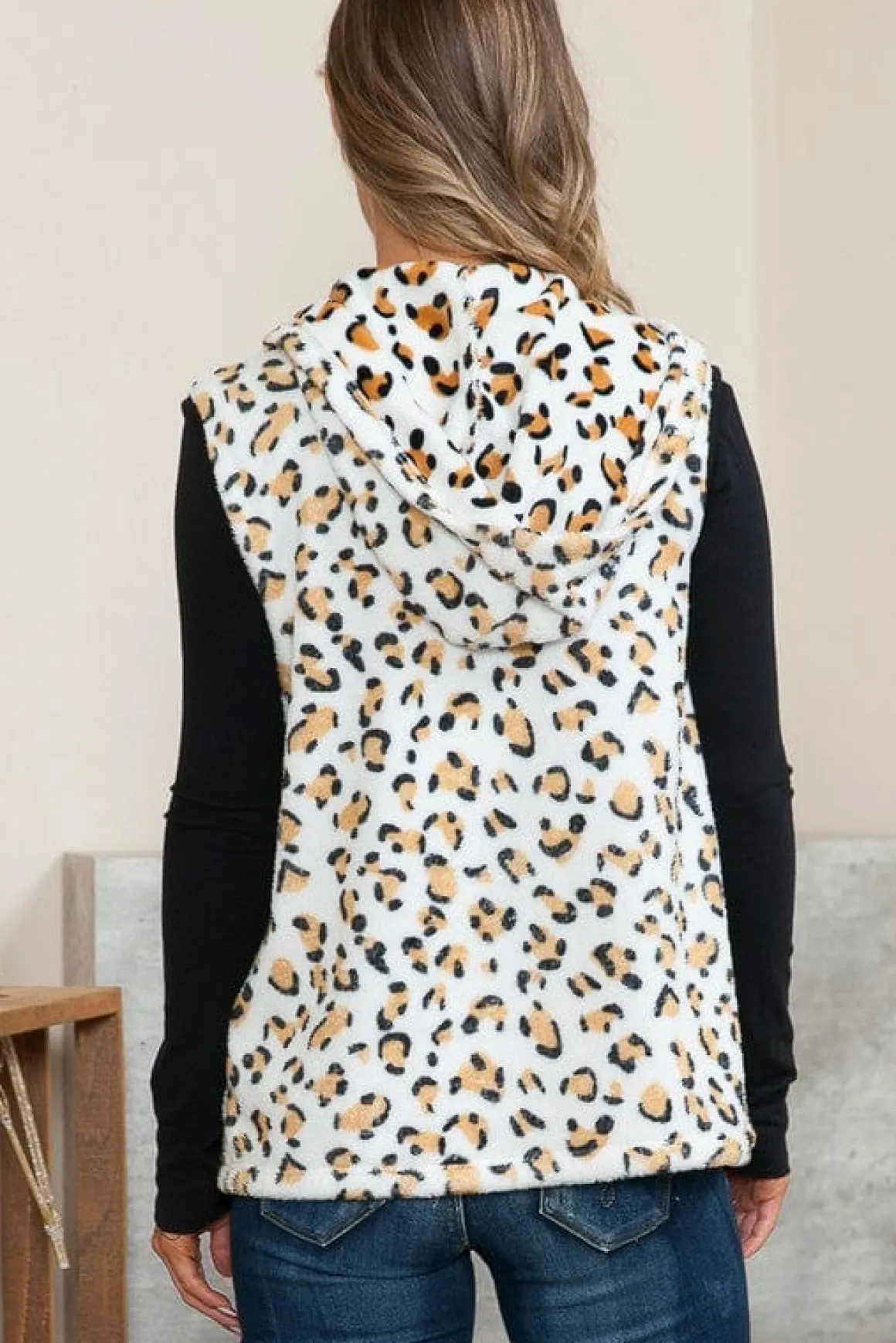 hoodie_vest_with_pockets__13.webp Hoodie Vest with Pockets *Online Only*