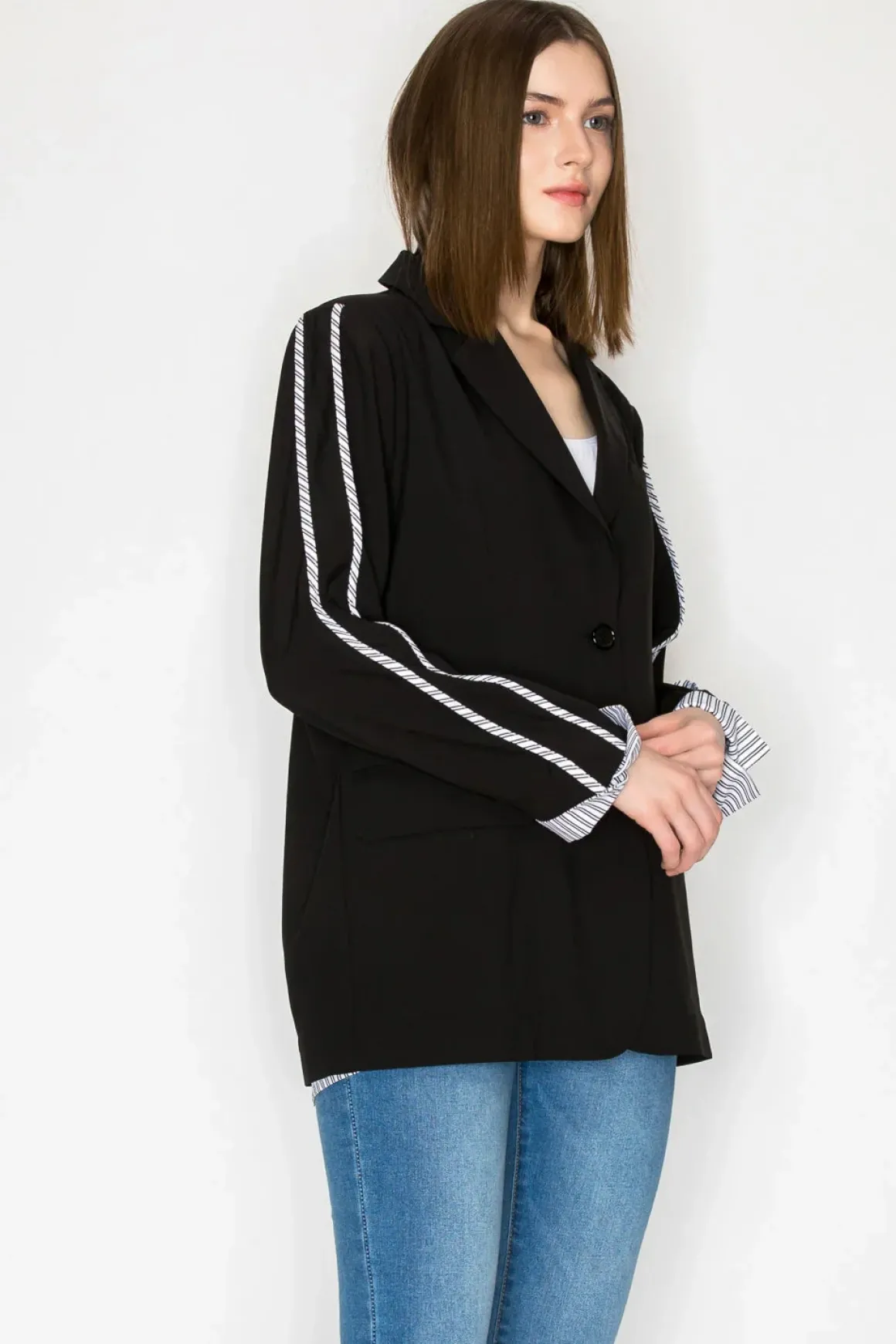 joh_mary_blazer_jacket_2.webp JOH Mary Blazer Jacket